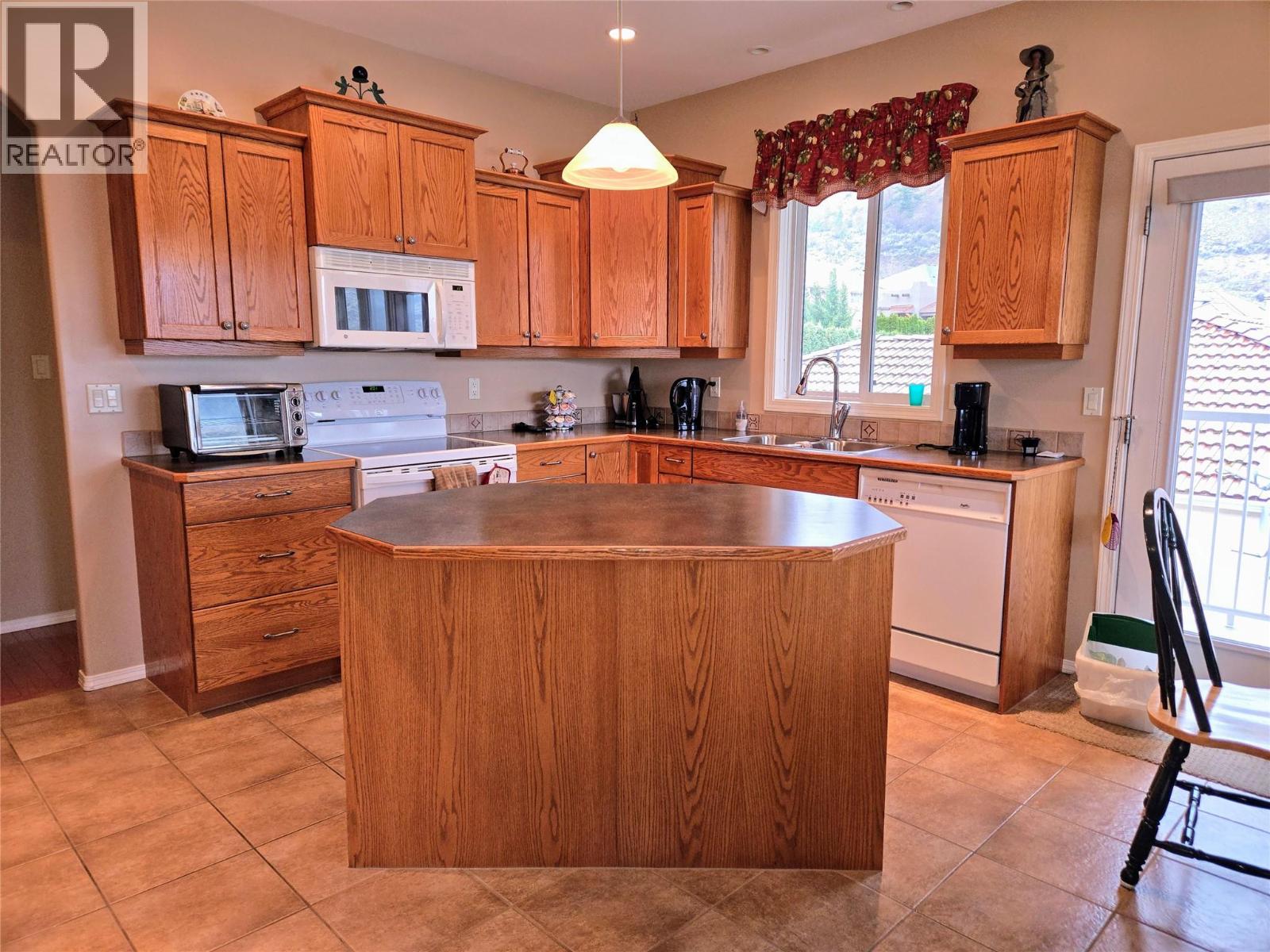 11908 La Costa Lane, Osoyoos