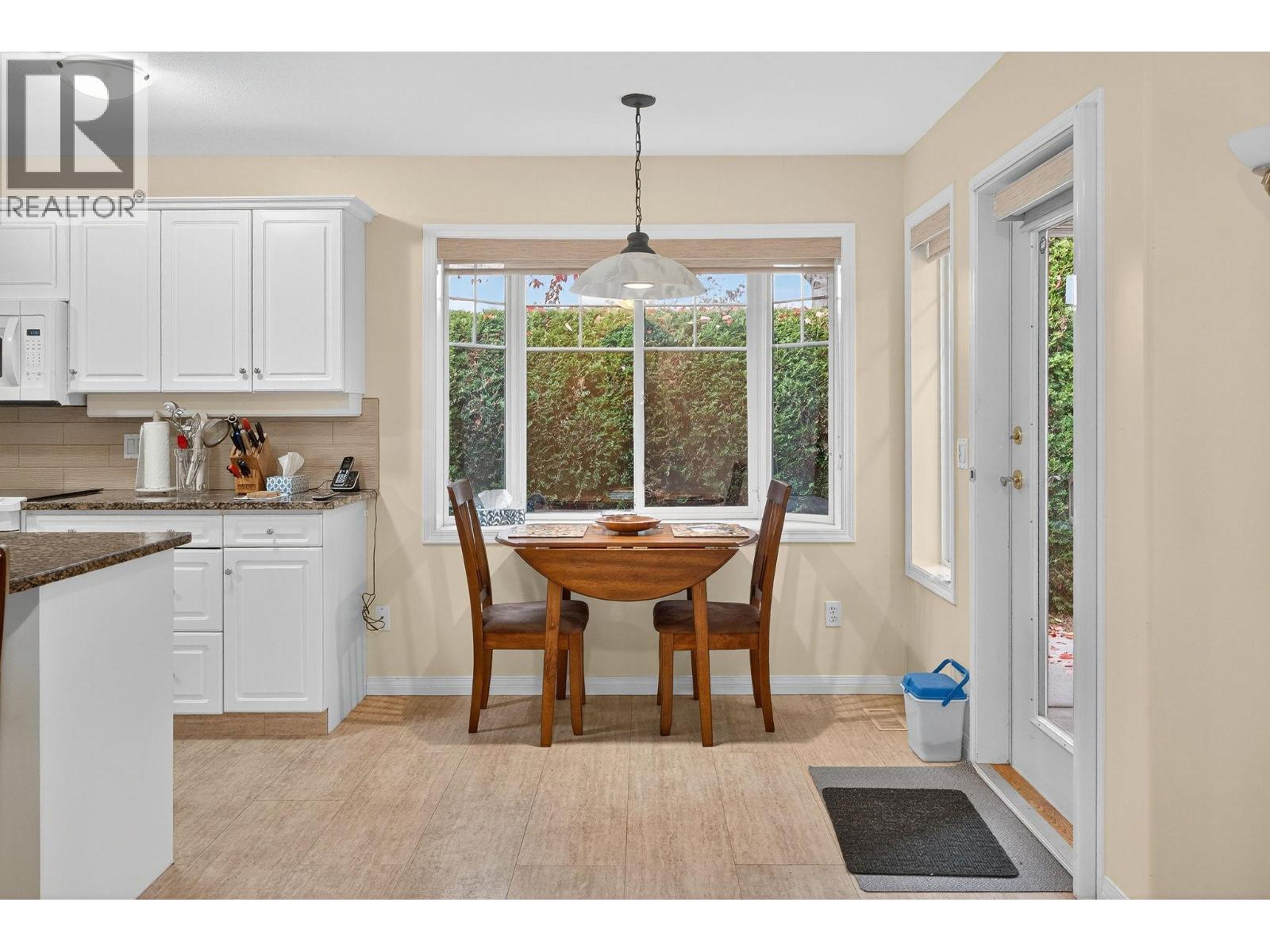 101 1321 Ridgeway Drive, Kelowna