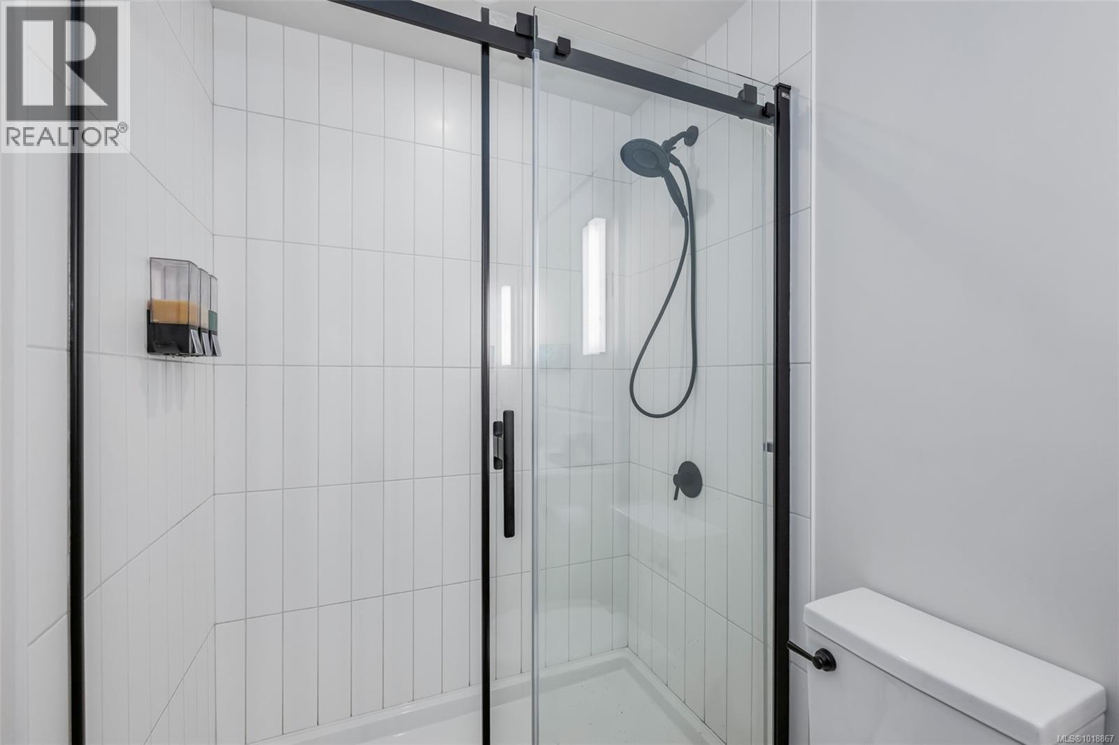 #608 947 WHIRLAWAY CRES - 30