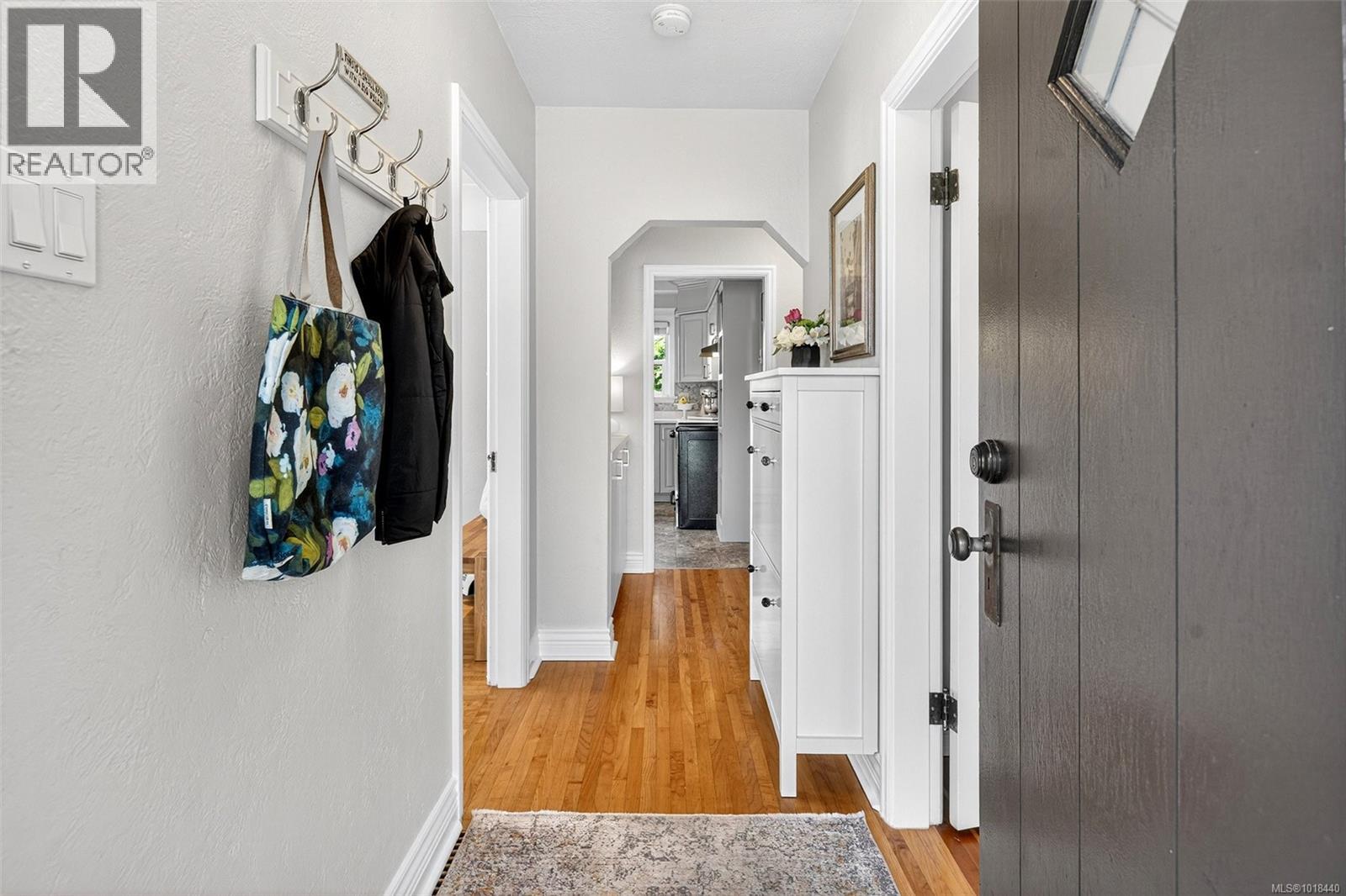  3720 Winston Crescent, Saanich