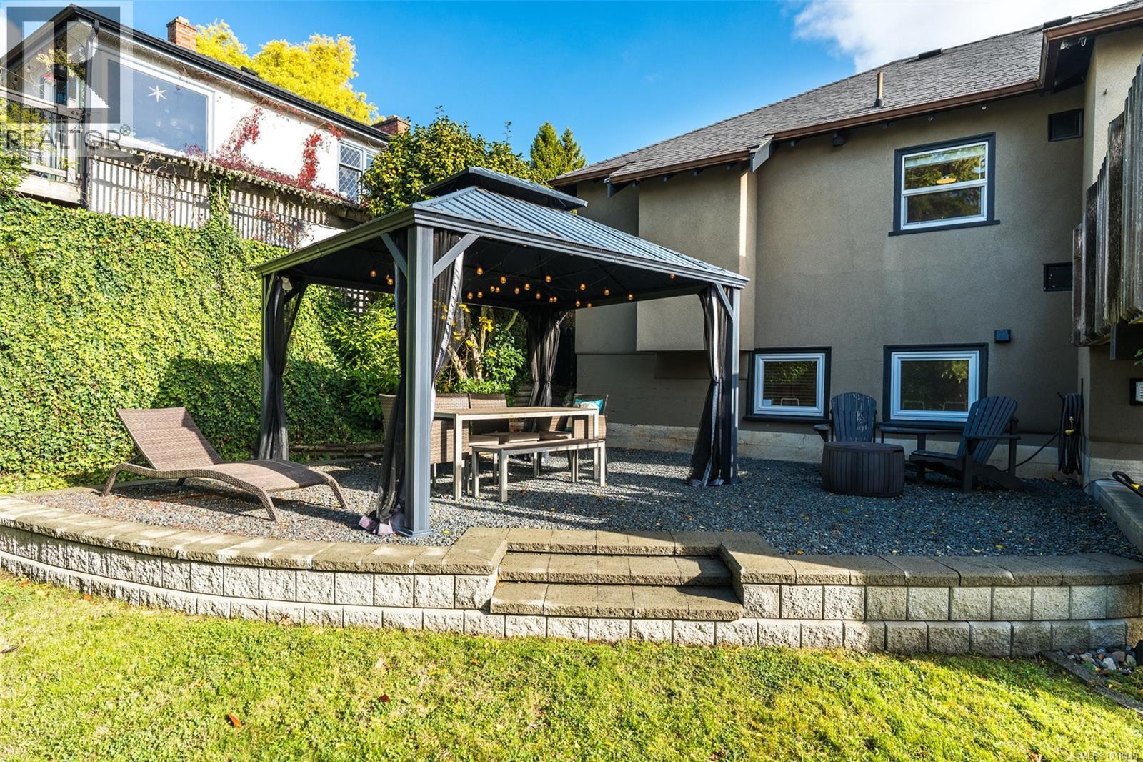  3720 Winston Crescent, Saanich