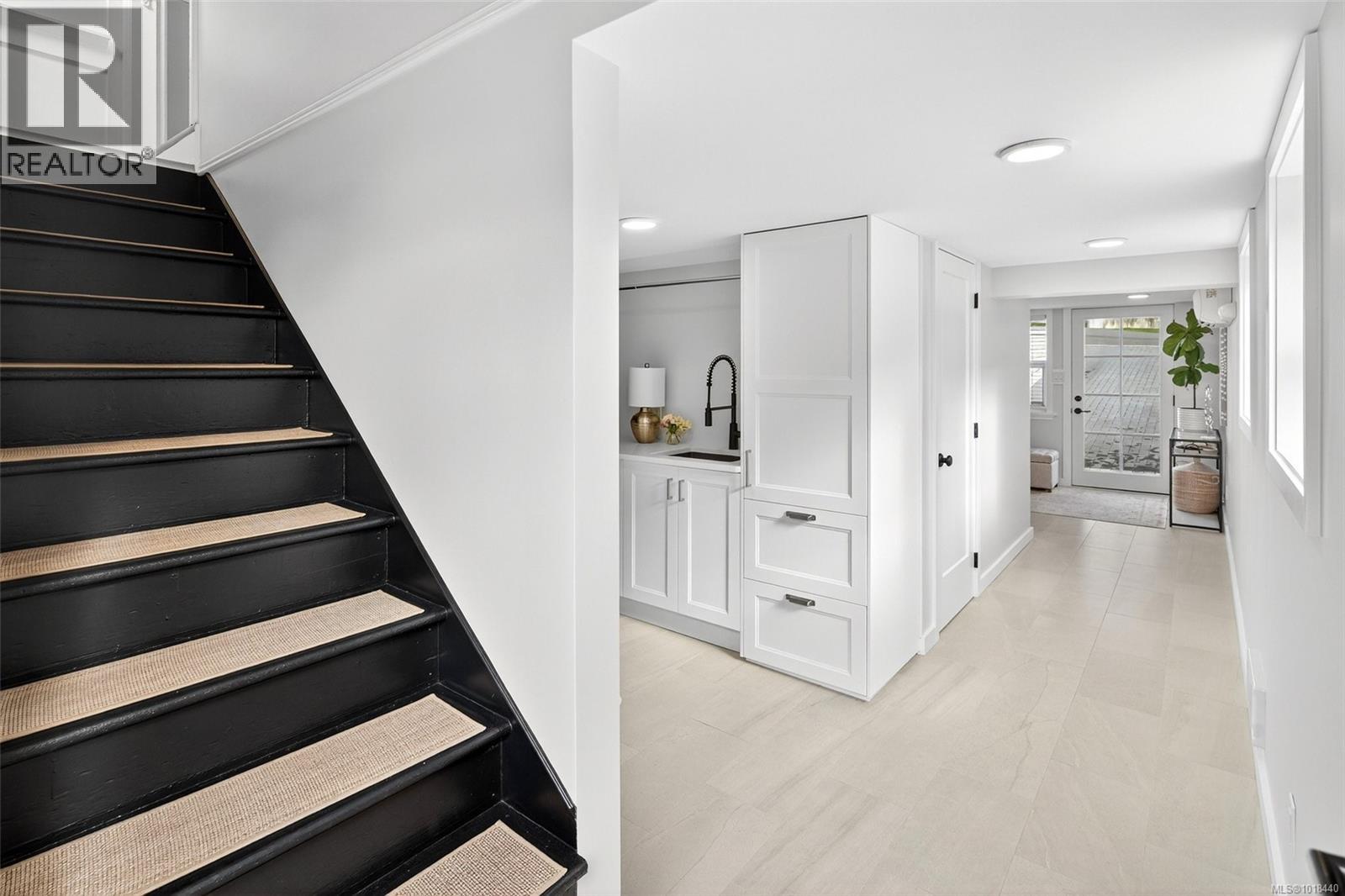  3720 Winston Crescent, Saanich