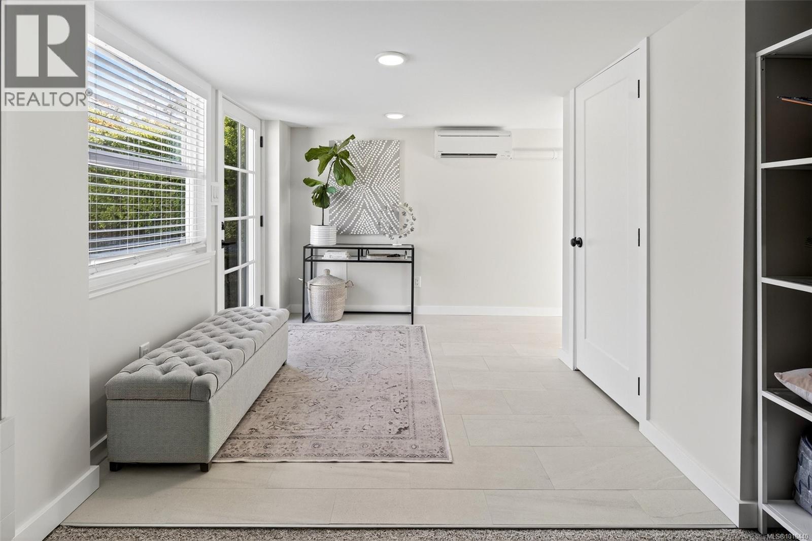  3720 Winston Crescent, Saanich