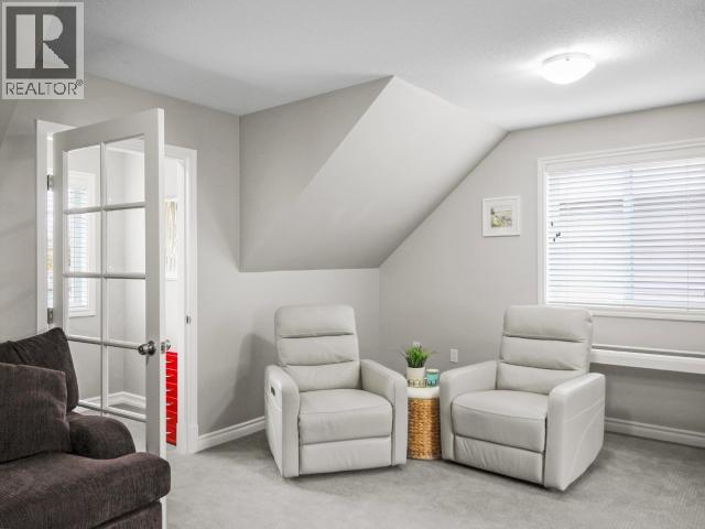 4114 BOWNESS AVE - 13