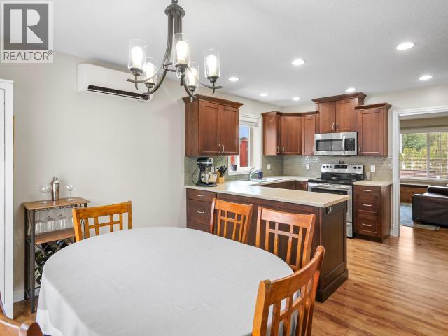 4114 BOWNESS AVE - 7