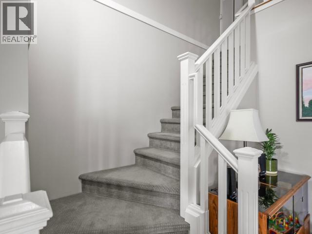 4114 BOWNESS AVE - 11