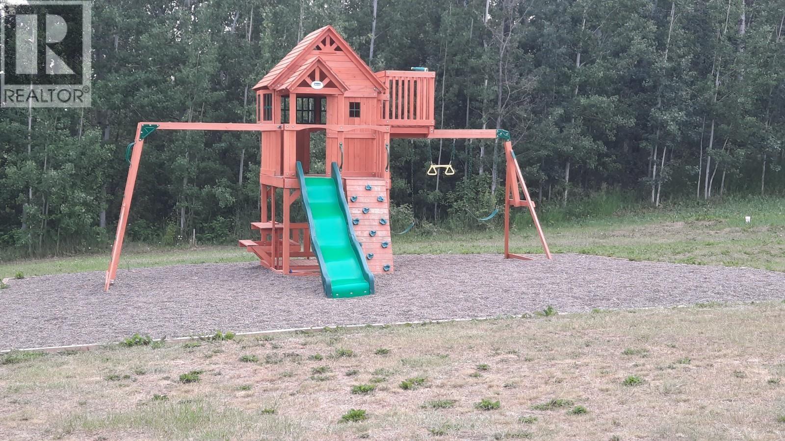 9 STARLITER WAY, Smithers