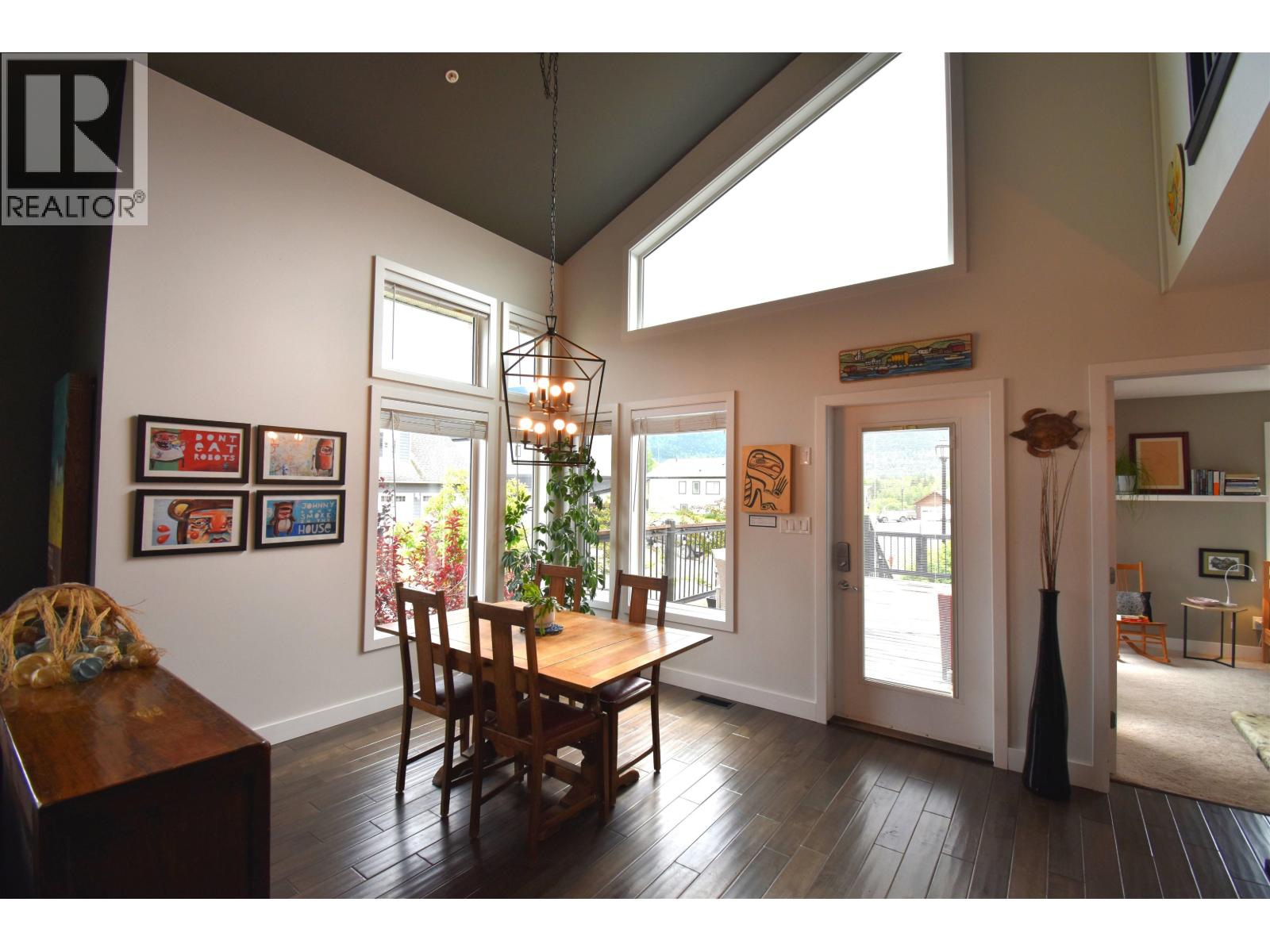 9 STARLITER WAY, Smithers