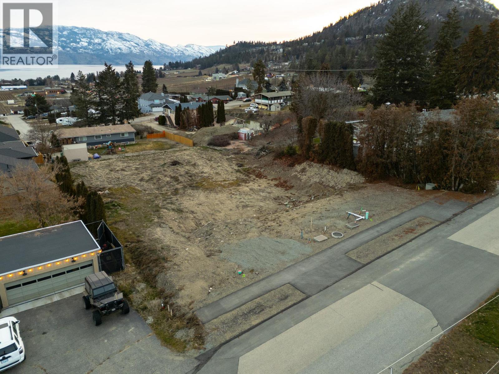  940 Skyline Road, West Kelowna