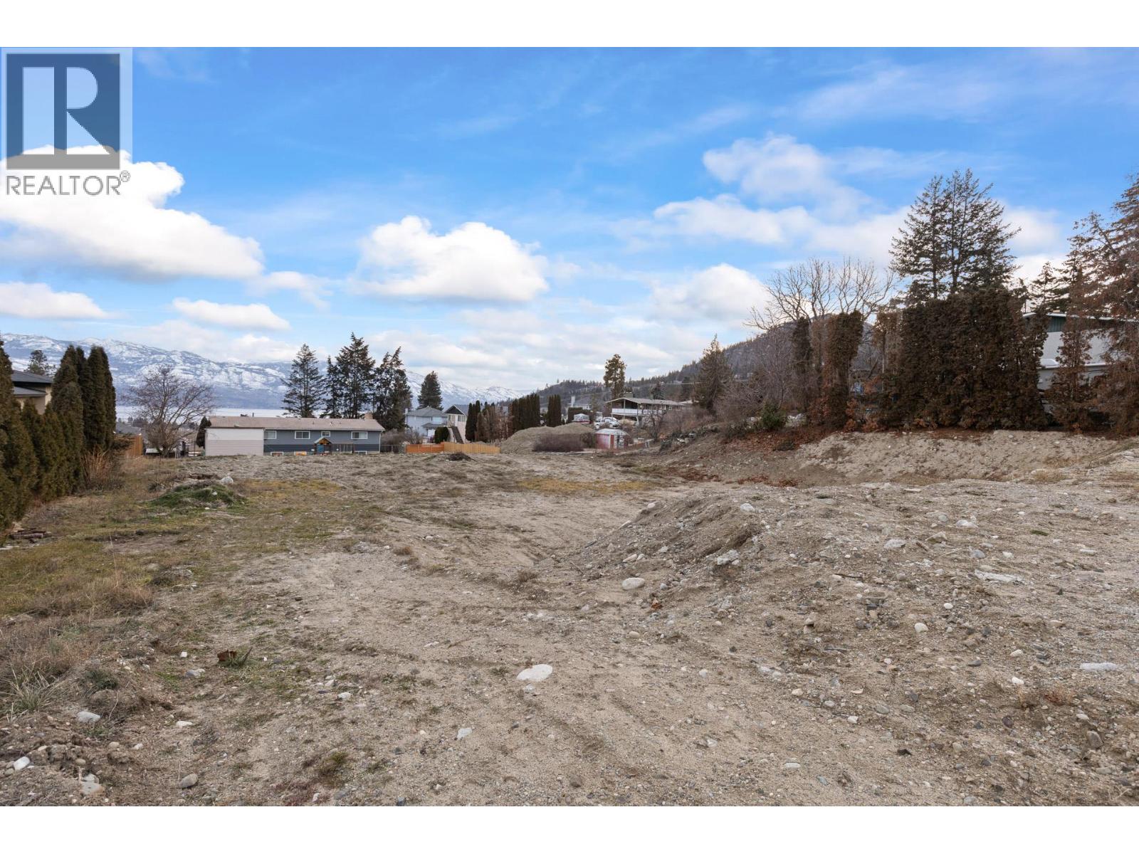  940 Skyline Road, West Kelowna