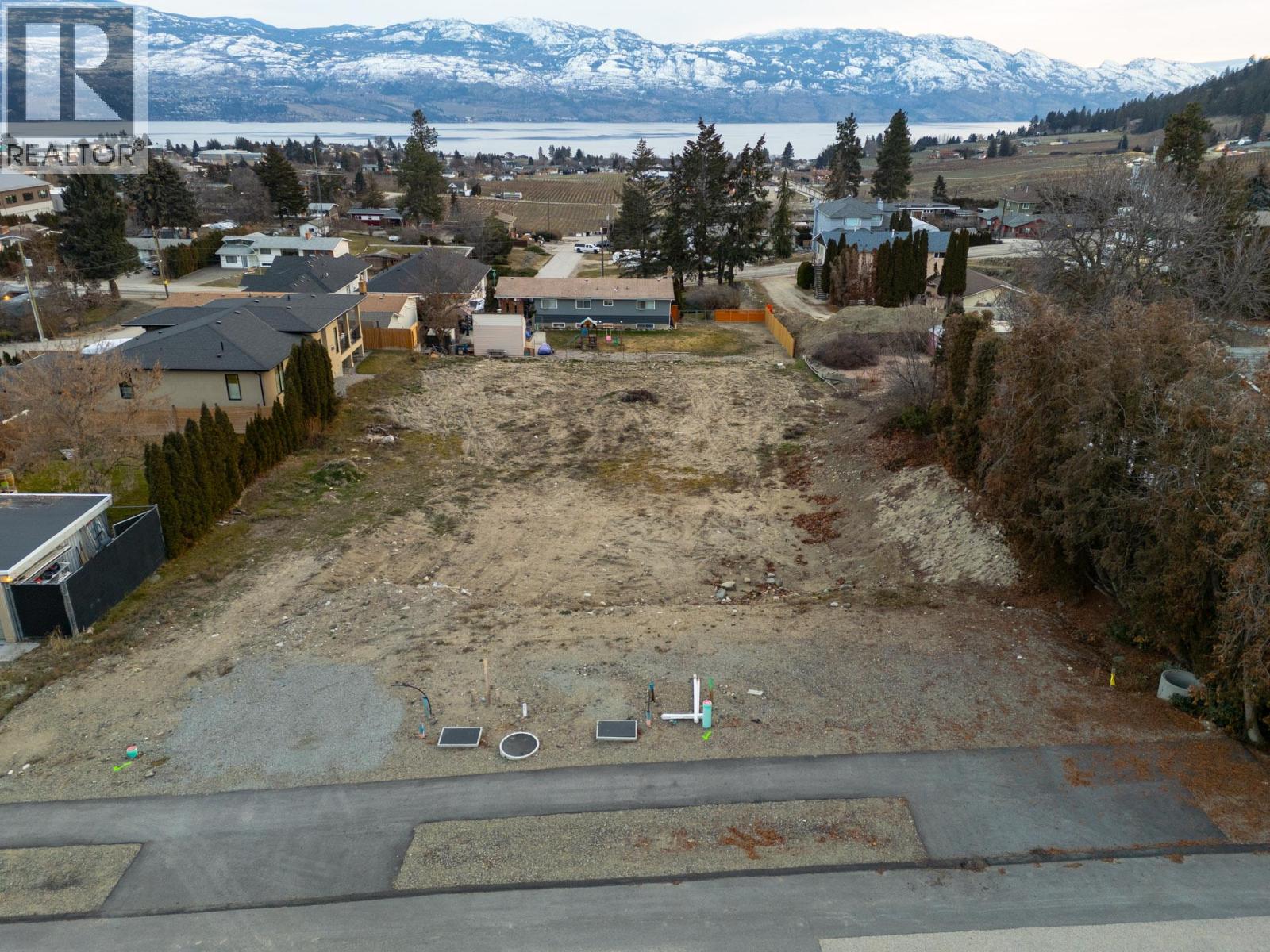  940 Skyline Road, West Kelowna