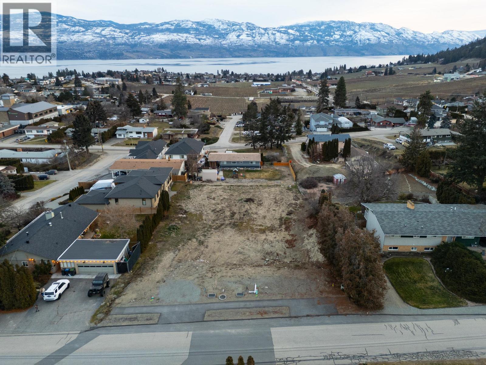  940 Skyline Road, West Kelowna
