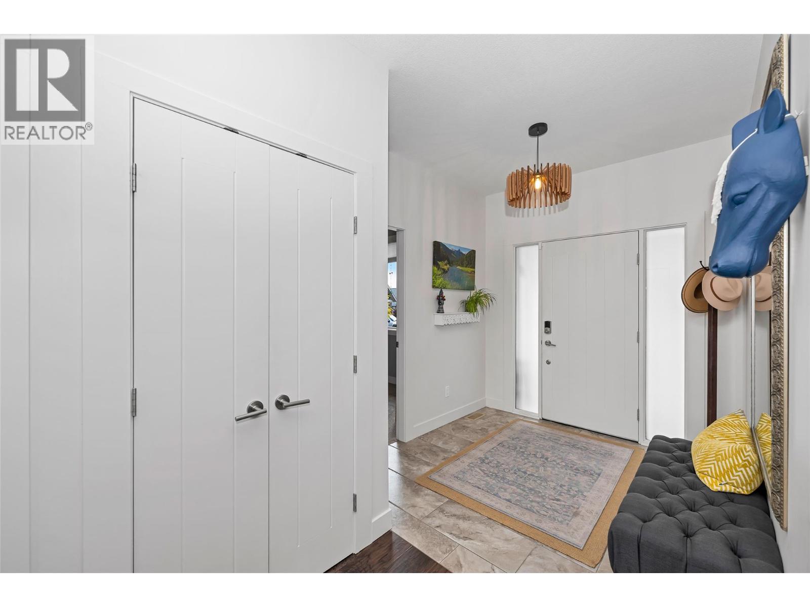  221 Kicking Horse Place, Vernon