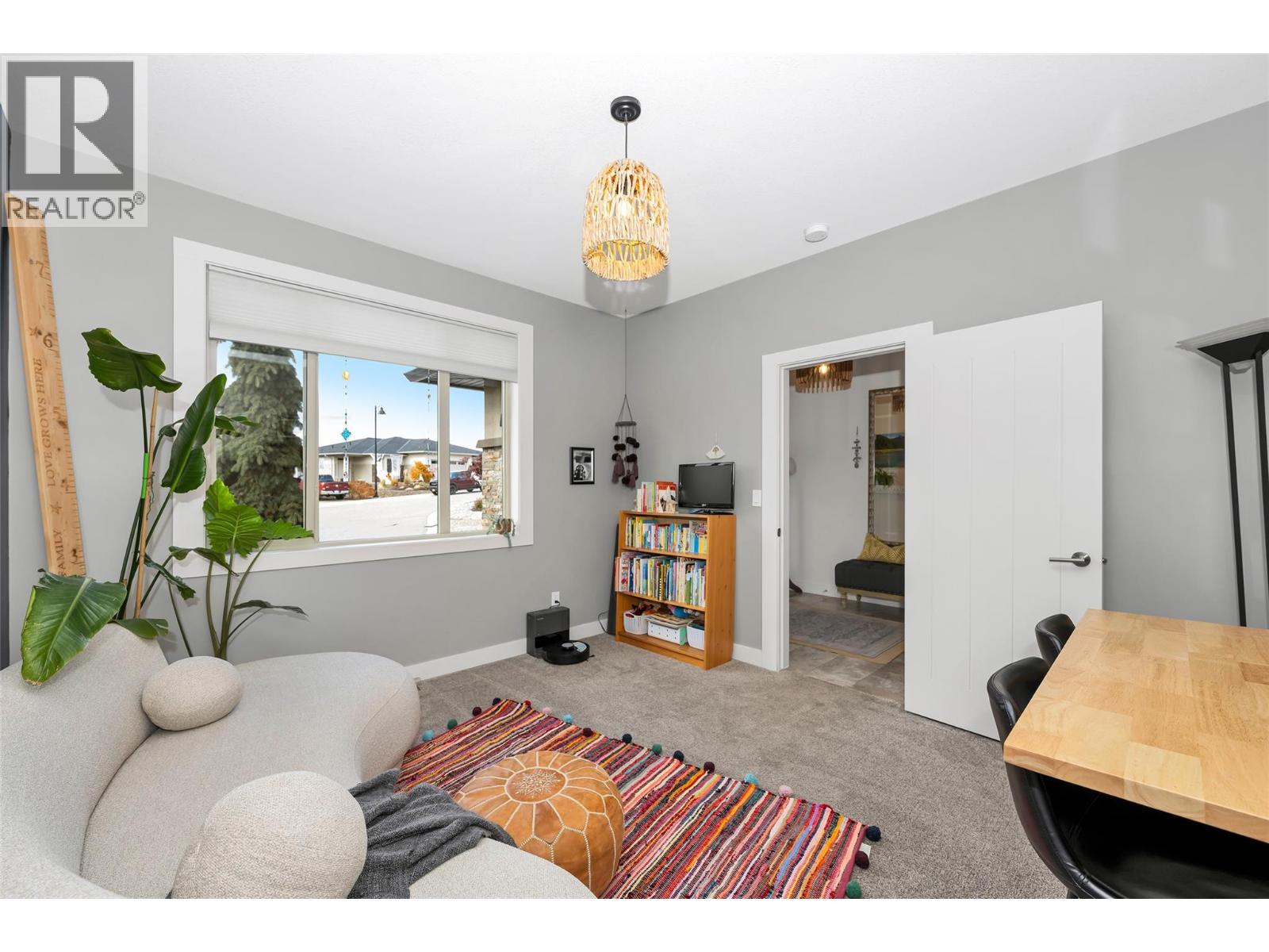  221 Kicking Horse Place, Vernon