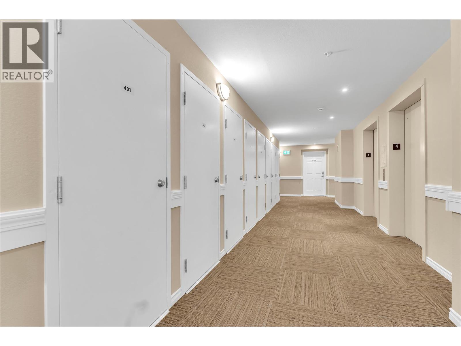 401 3362 SKAHA LAKE Road, Penticton