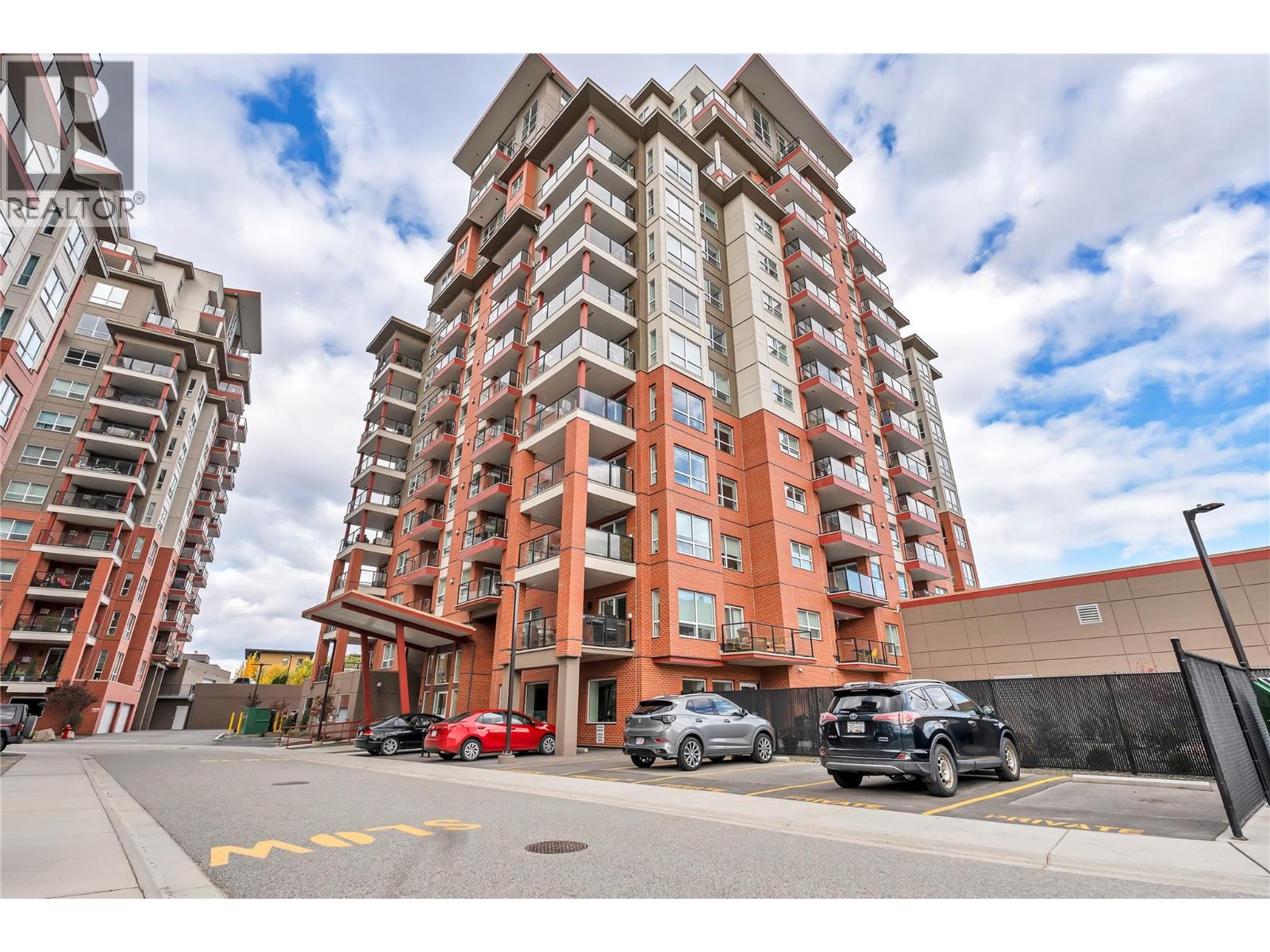 401 3362 SKAHA LAKE Road, Penticton