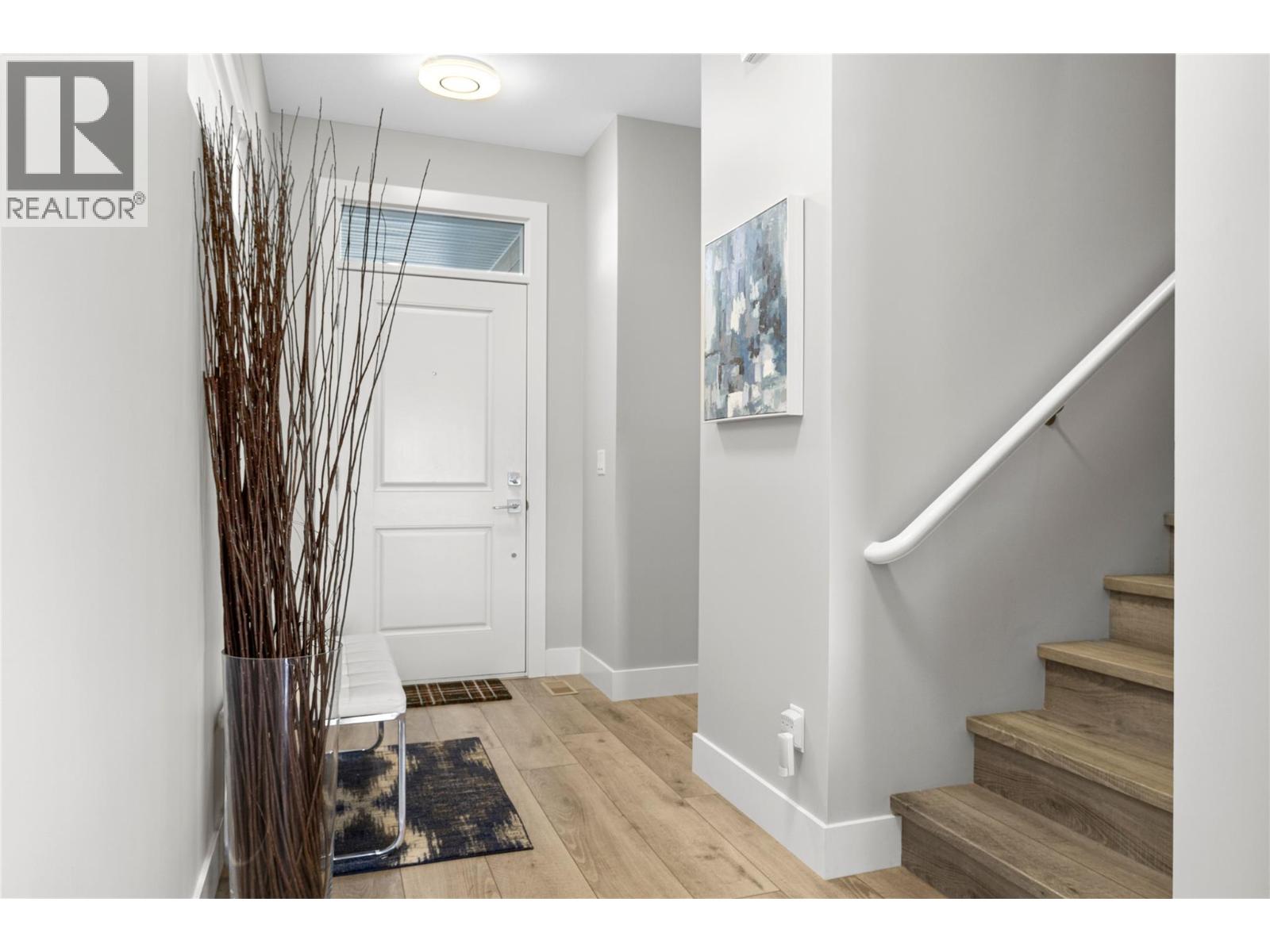  2353 Hawks Boulevard, West Kelowna