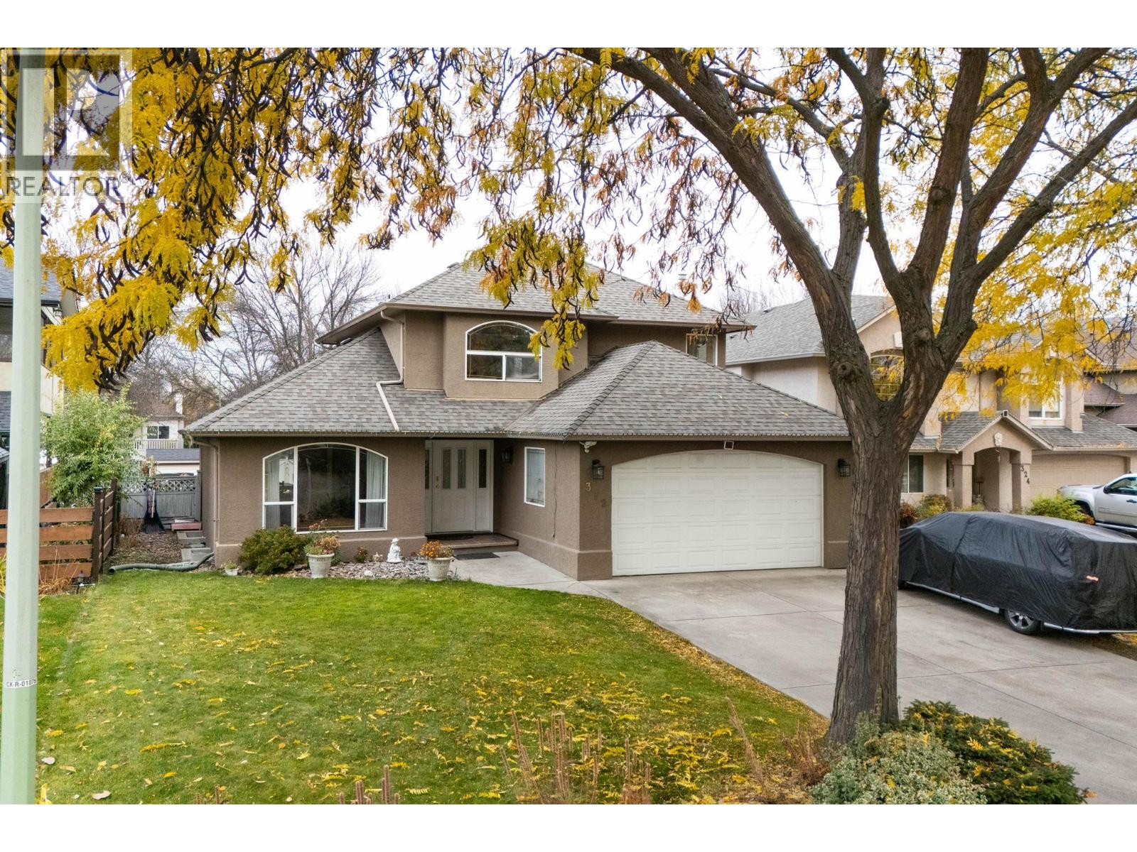  312 Fizet Avenue, Kelowna