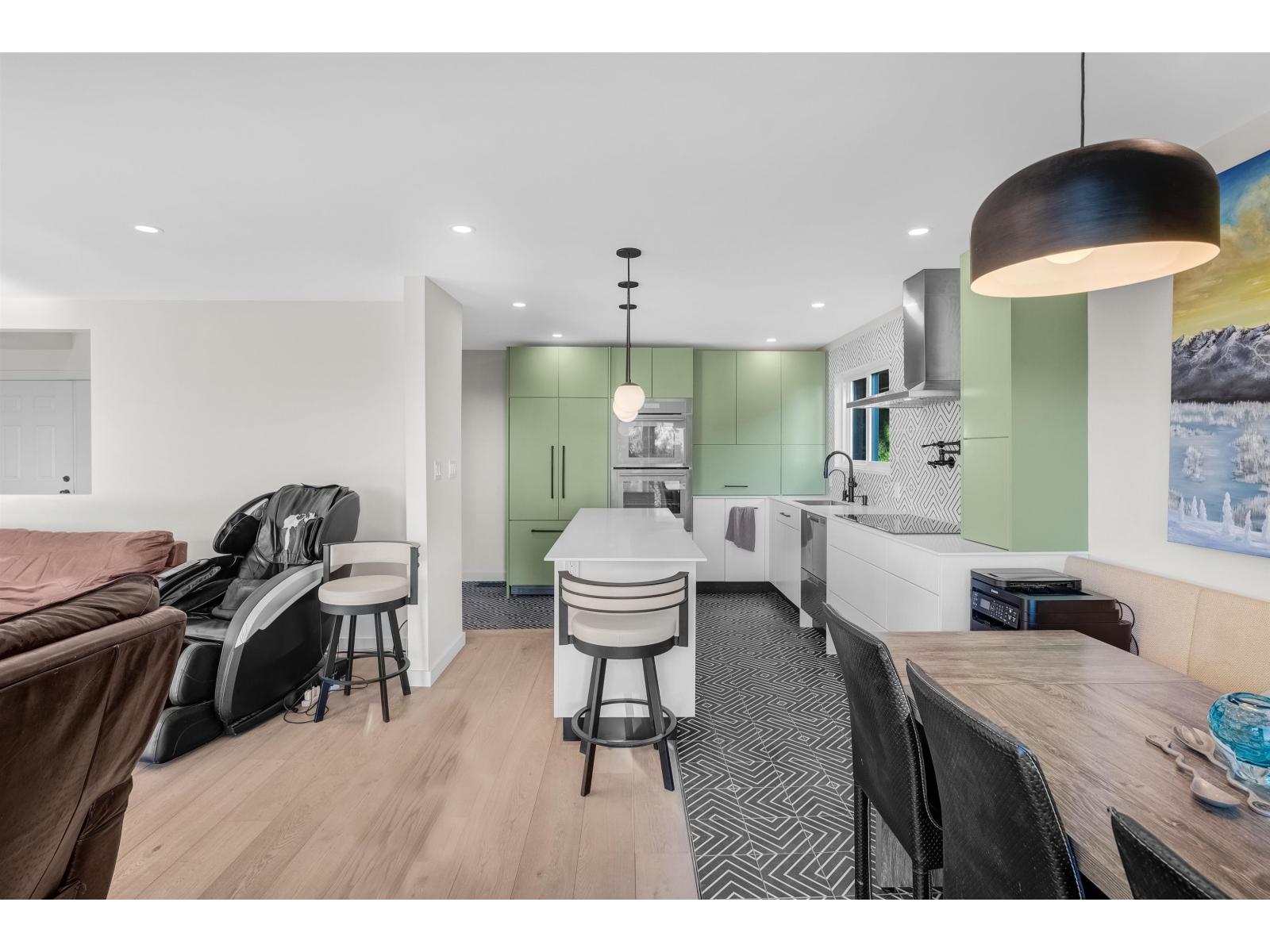 7683 GARFIELD, Delta