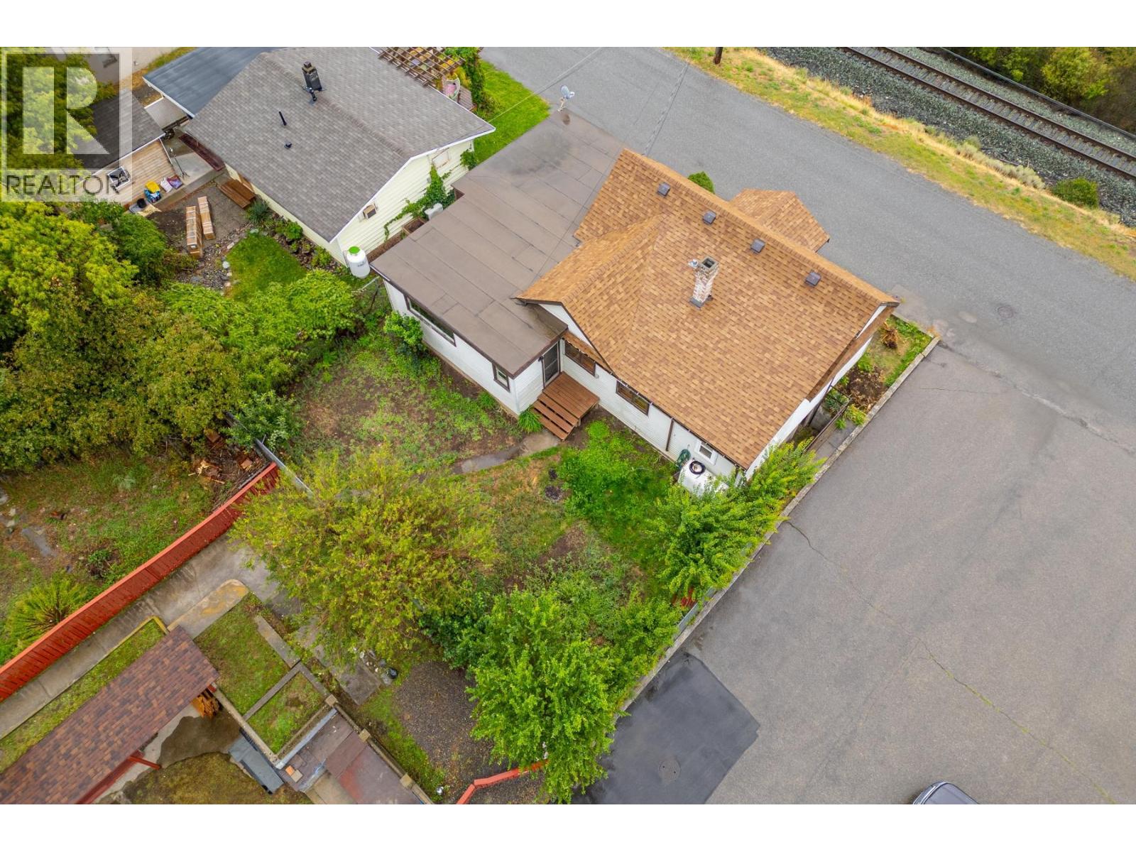 633 FRASERVIEW Street, Lillooet