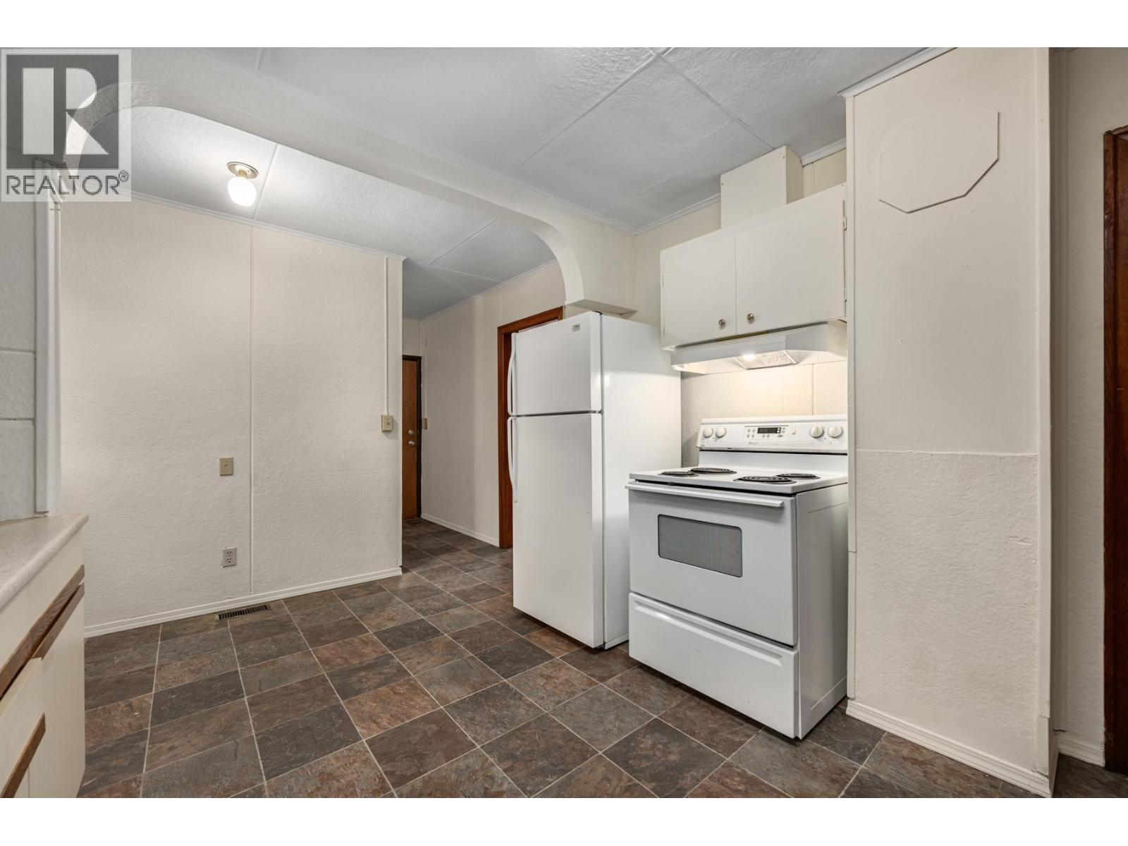 633 FRASERVIEW Street, Lillooet