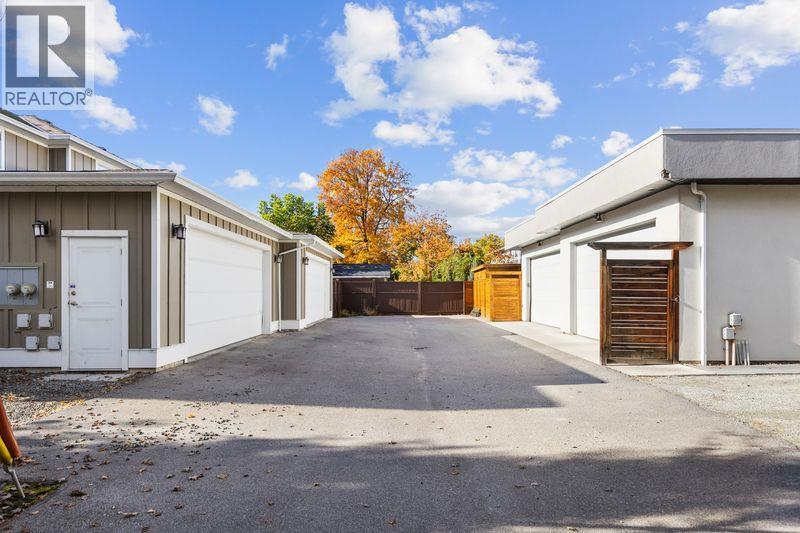  443 Christleton Avenue, Kelowna