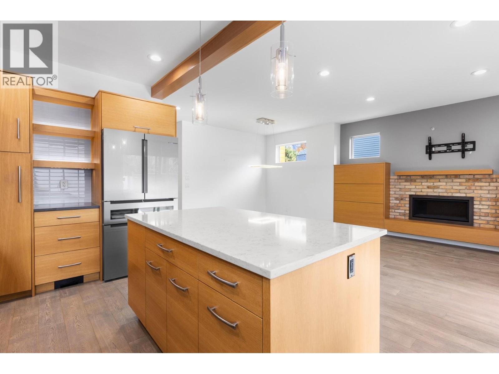  443 Christleton Avenue, Kelowna