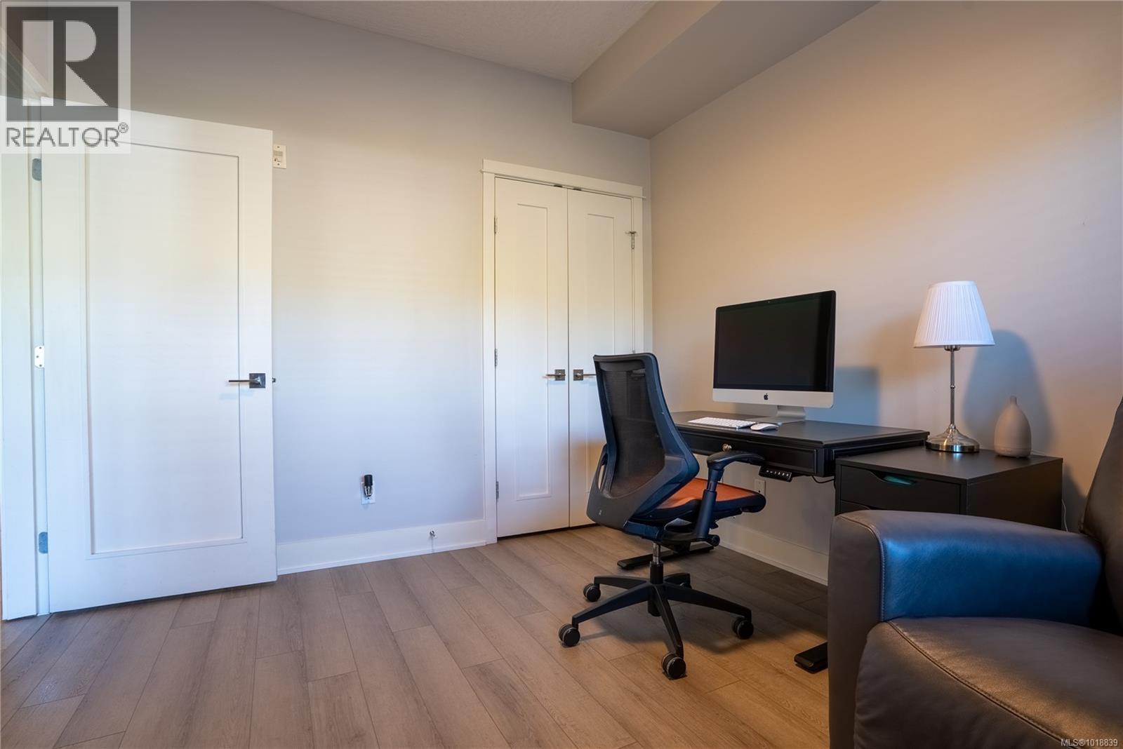 #103 631 BROOKSIDE RD - 19