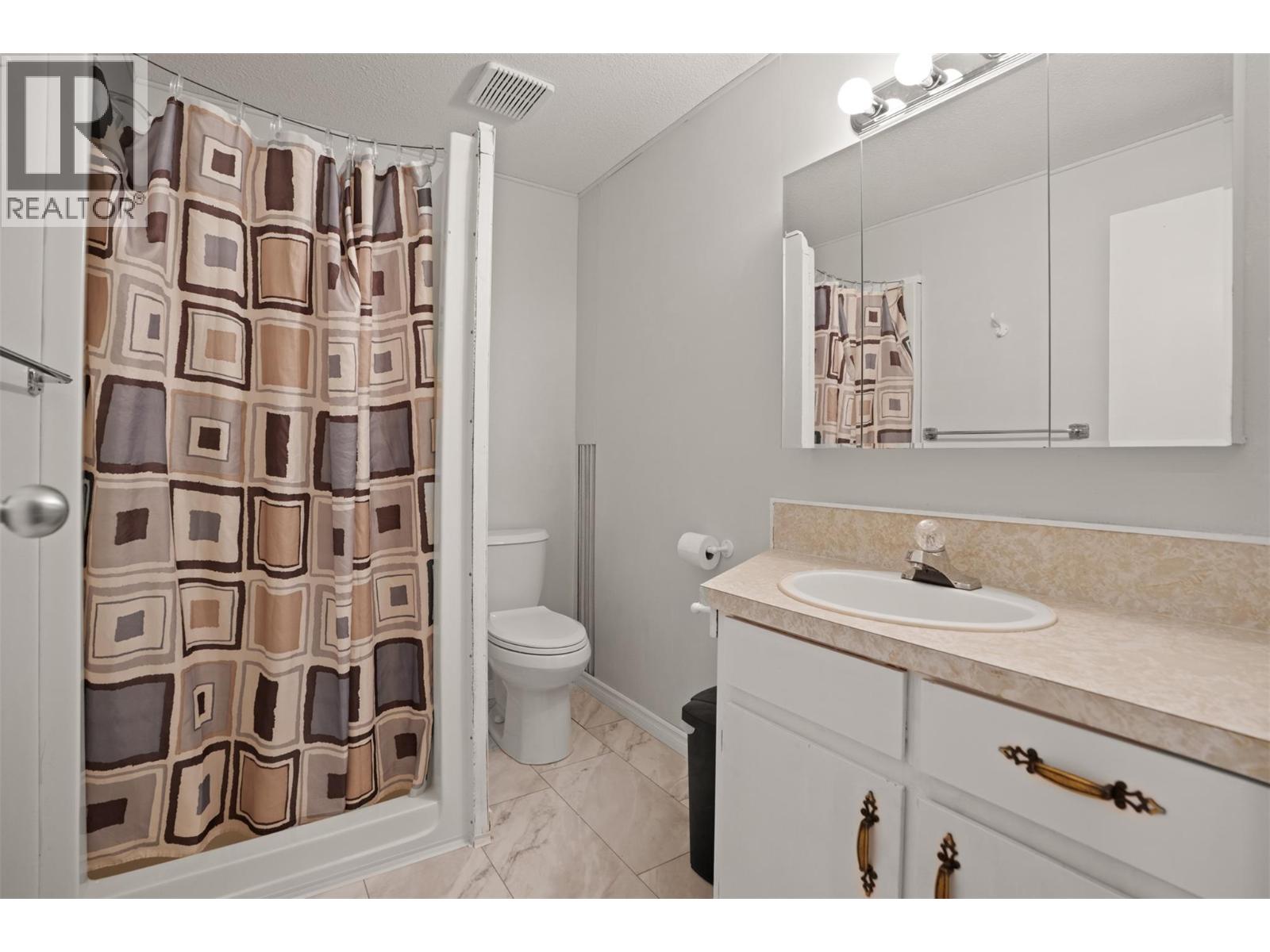  721 Granville Avenue, Enderby