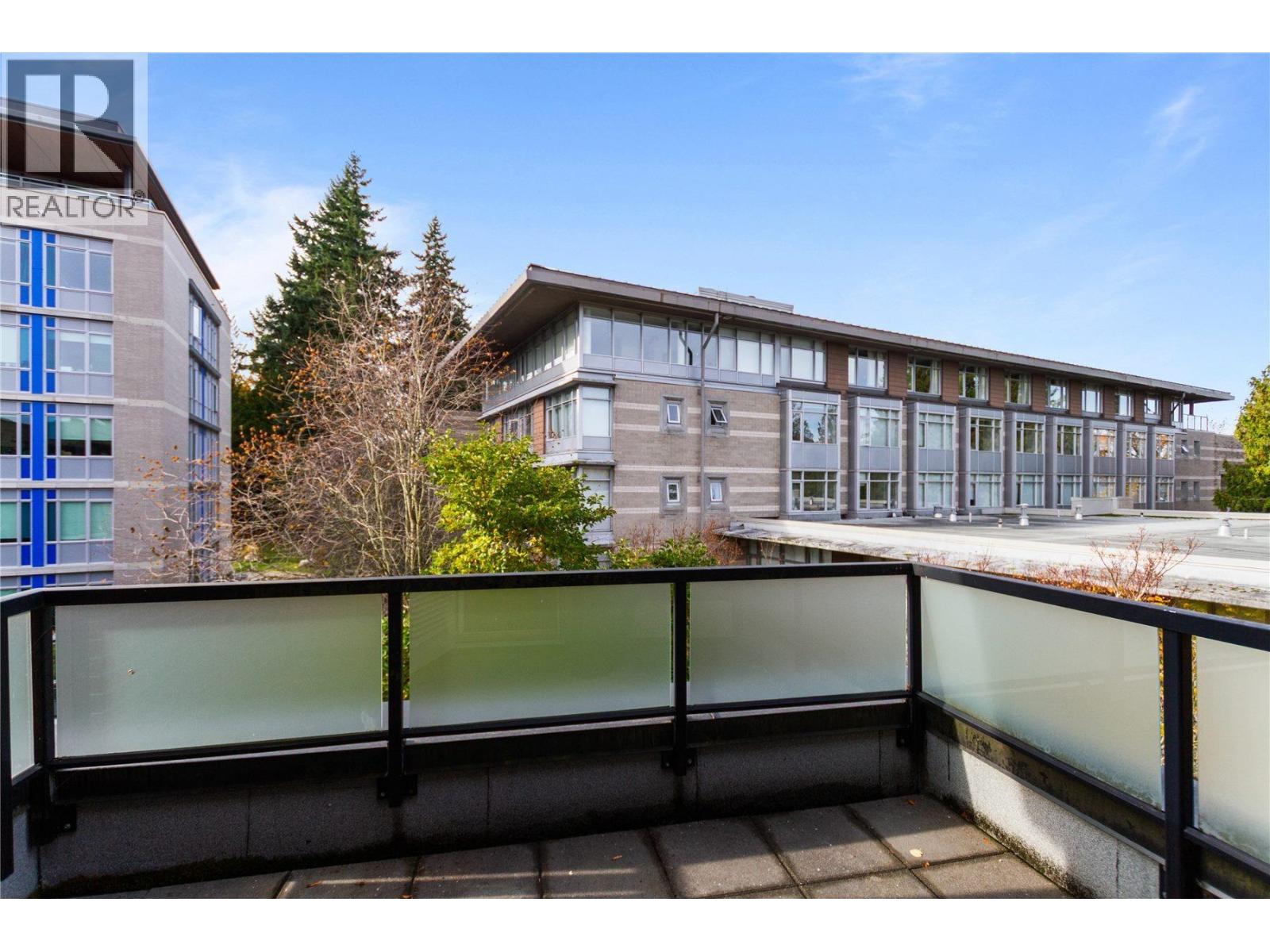 9 1863 WESBROOK MALL, Vancouver