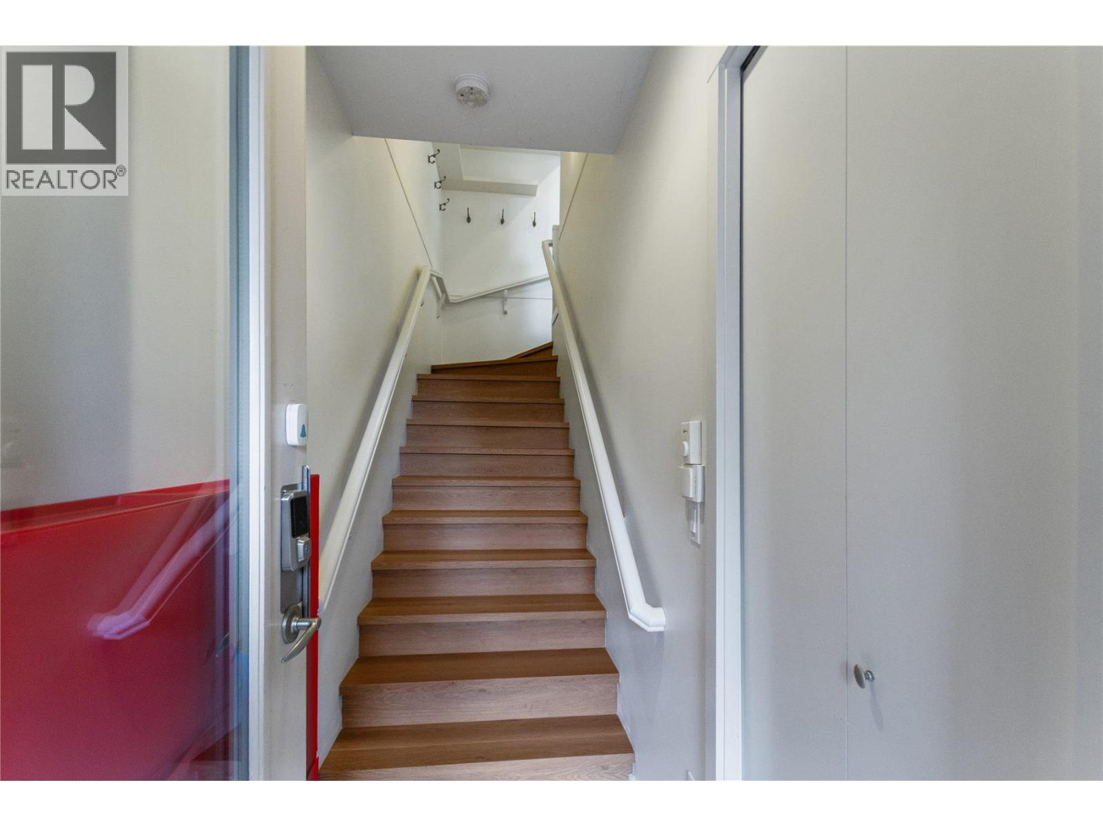 9 1863 WESBROOK MALL, Vancouver