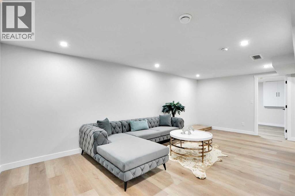 Single Family House Bungalow for Sale in  Dover Road SE Dover Calgary 