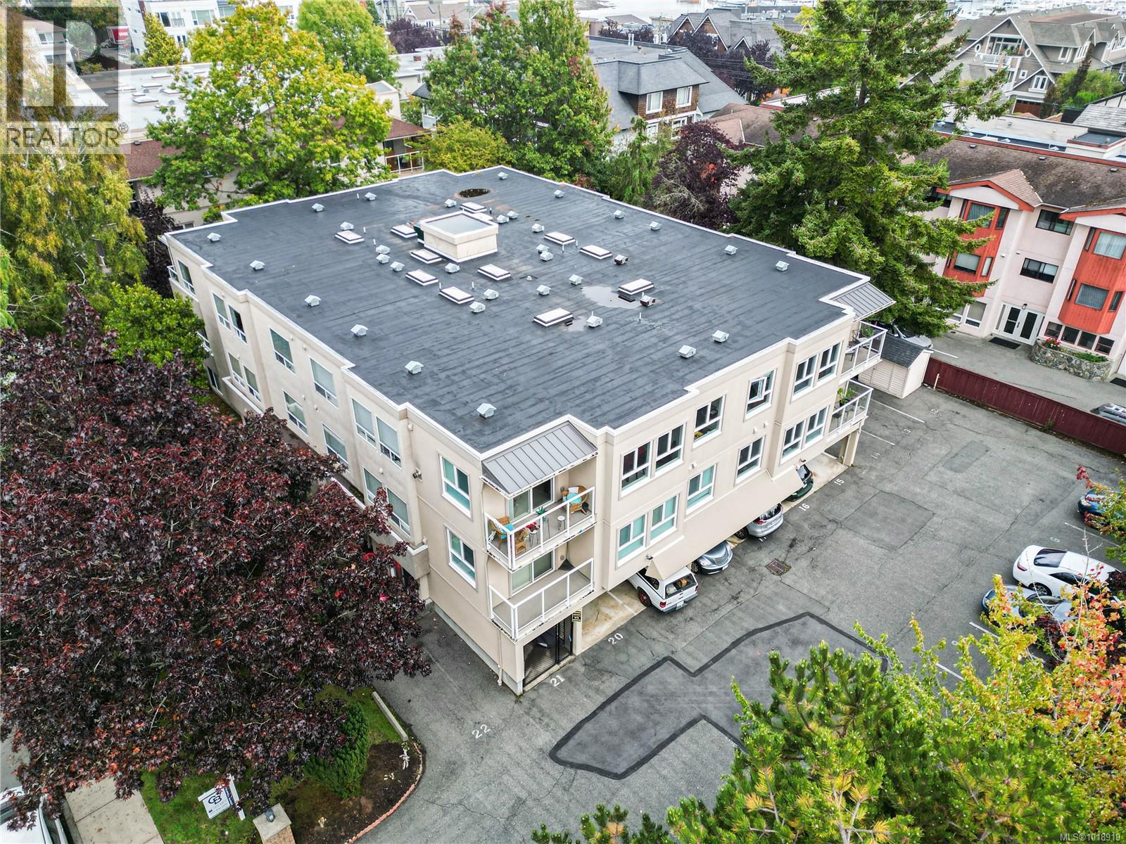 206 9919 Fourth Street, Sidney