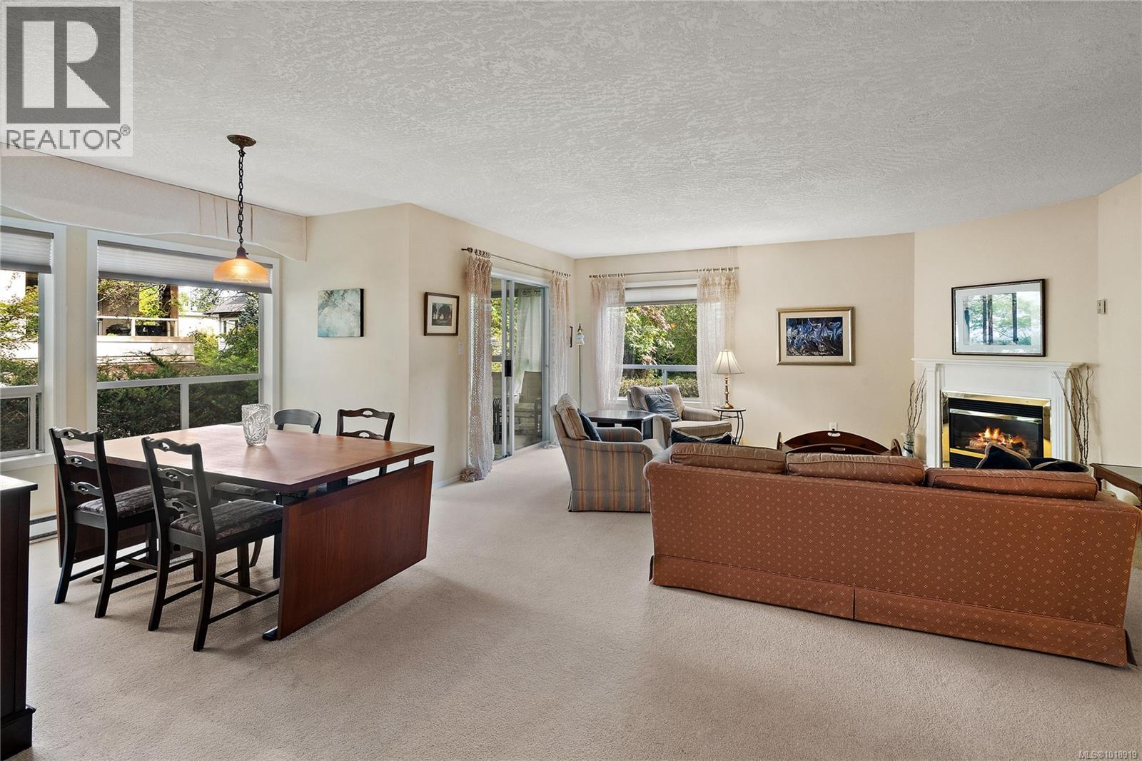 206 9919 Fourth Street, Sidney