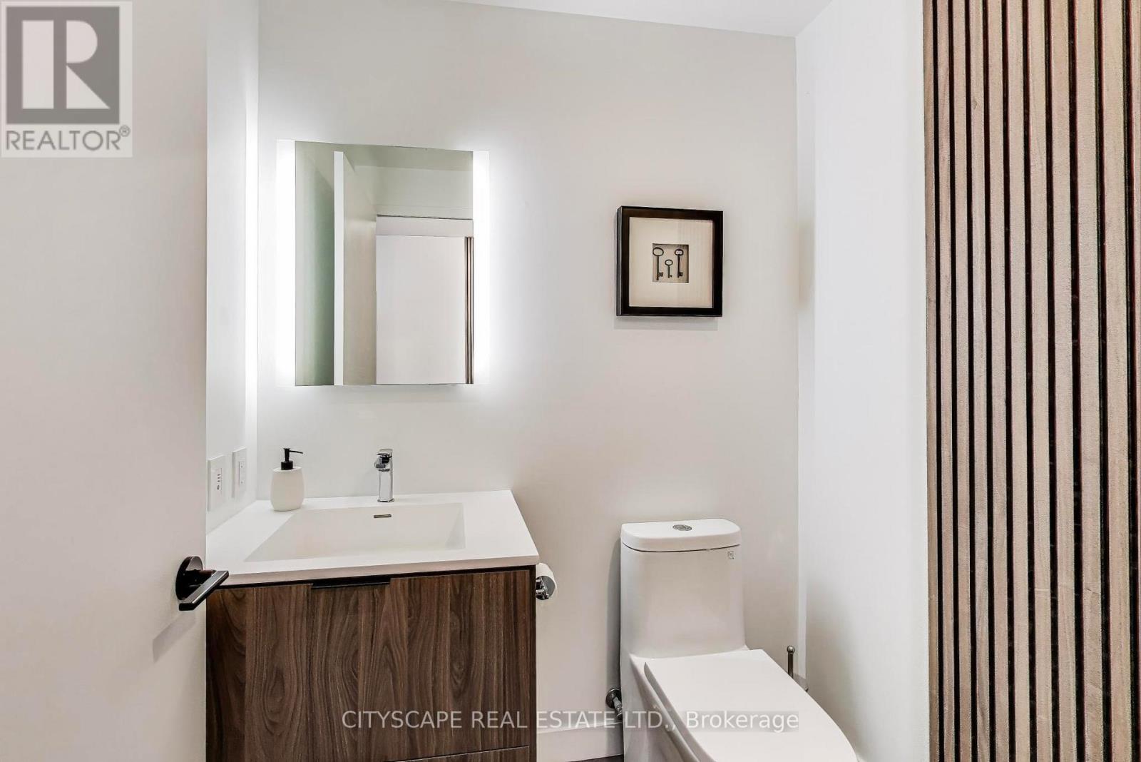 1210 - 185 ALBERTA AVENUE - Photo 4 of 31, Toronto (Oakwood Village), Ontario