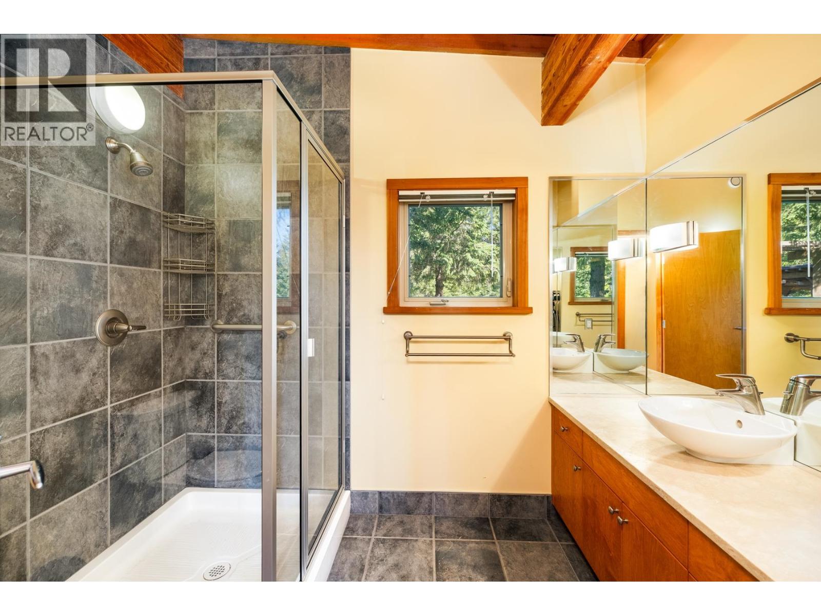 1301 SUNSET ROAD, Bowen Island