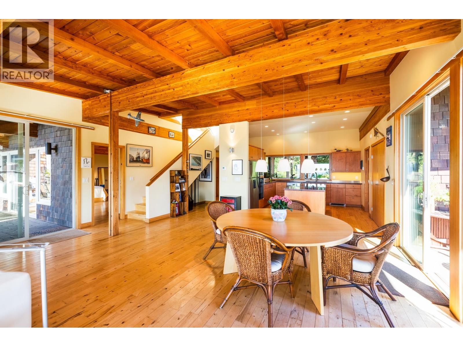 1301 SUNSET ROAD, Bowen Island