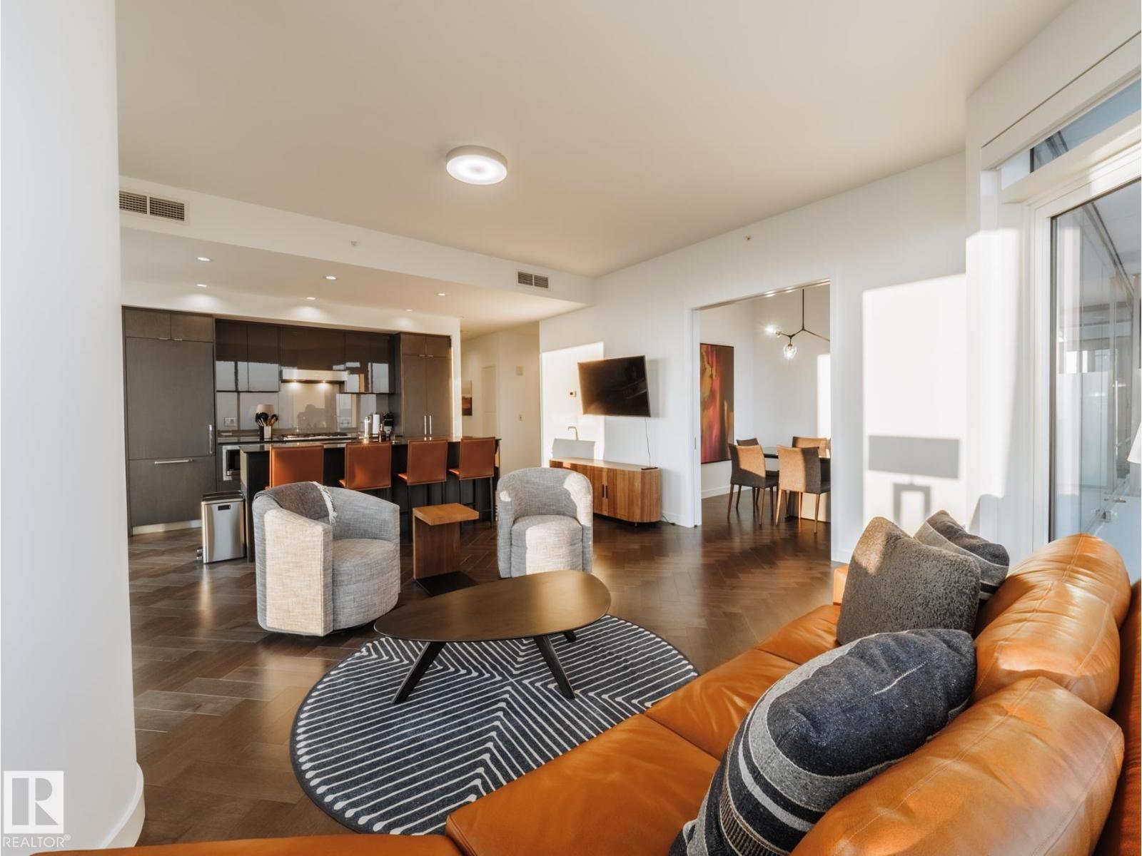 #4402 10360 102 ST NW, Edmonton