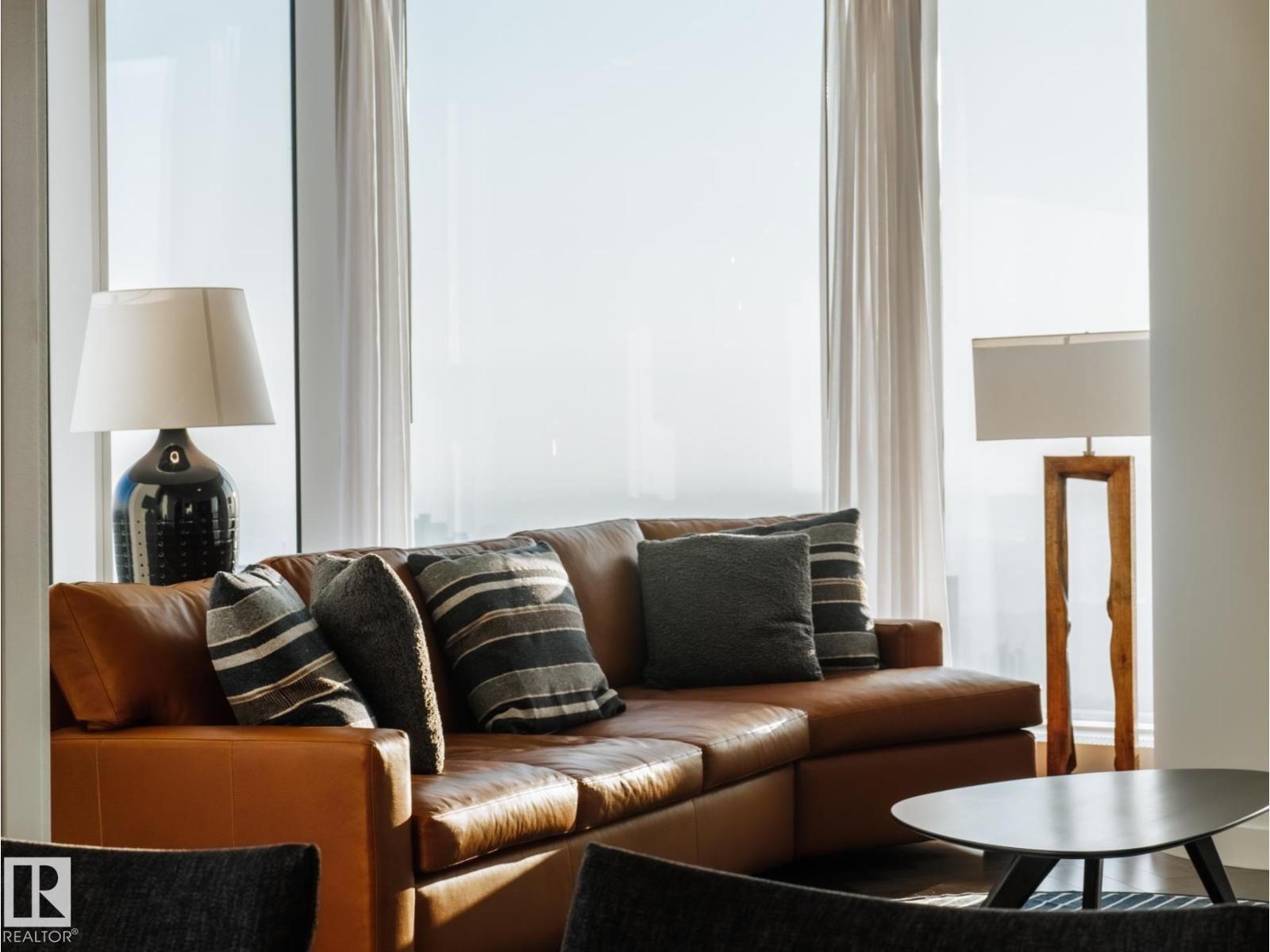 #4402 10360 102 ST NW, Edmonton