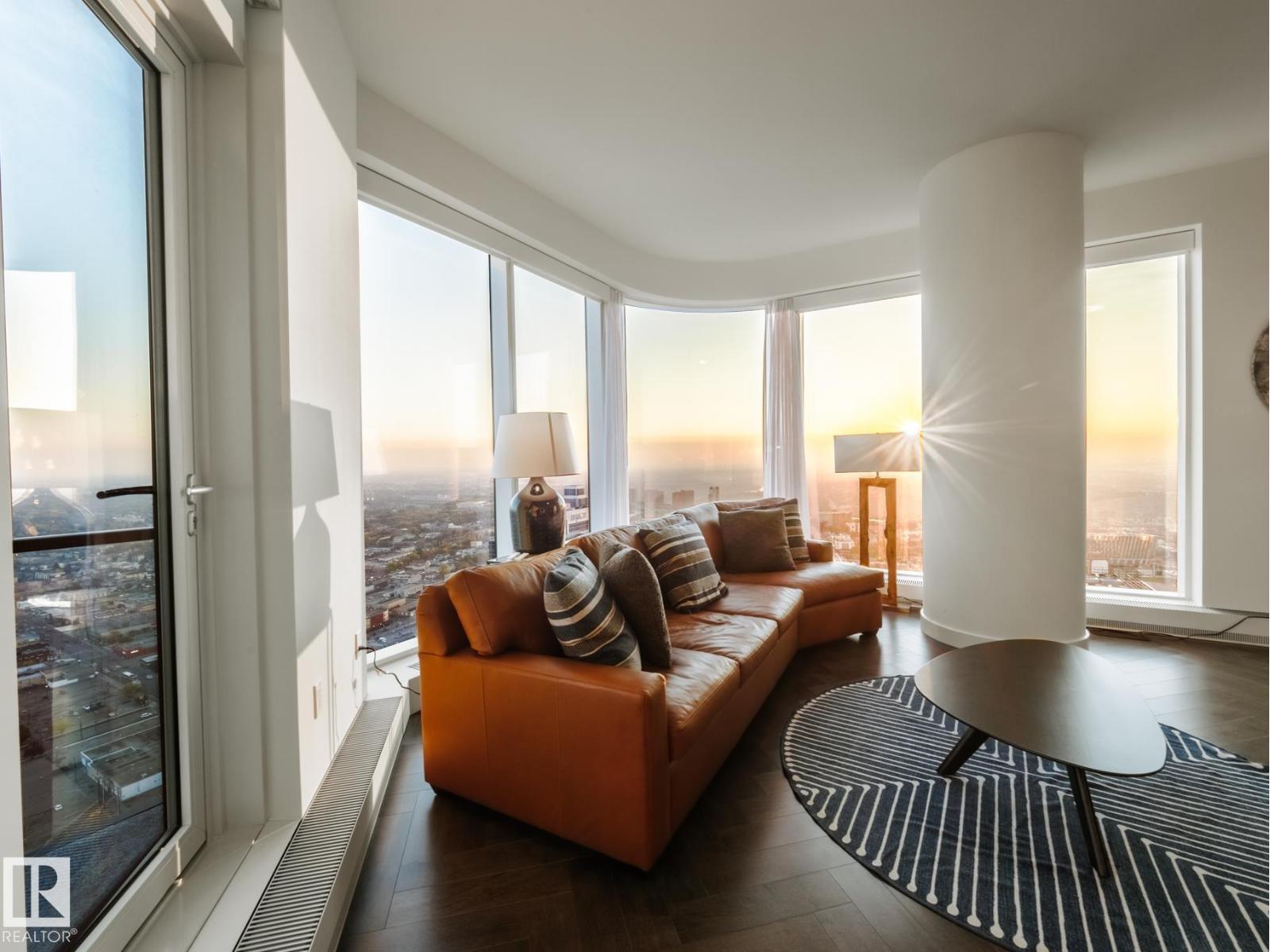 #4402 10360 102 ST NW, Edmonton