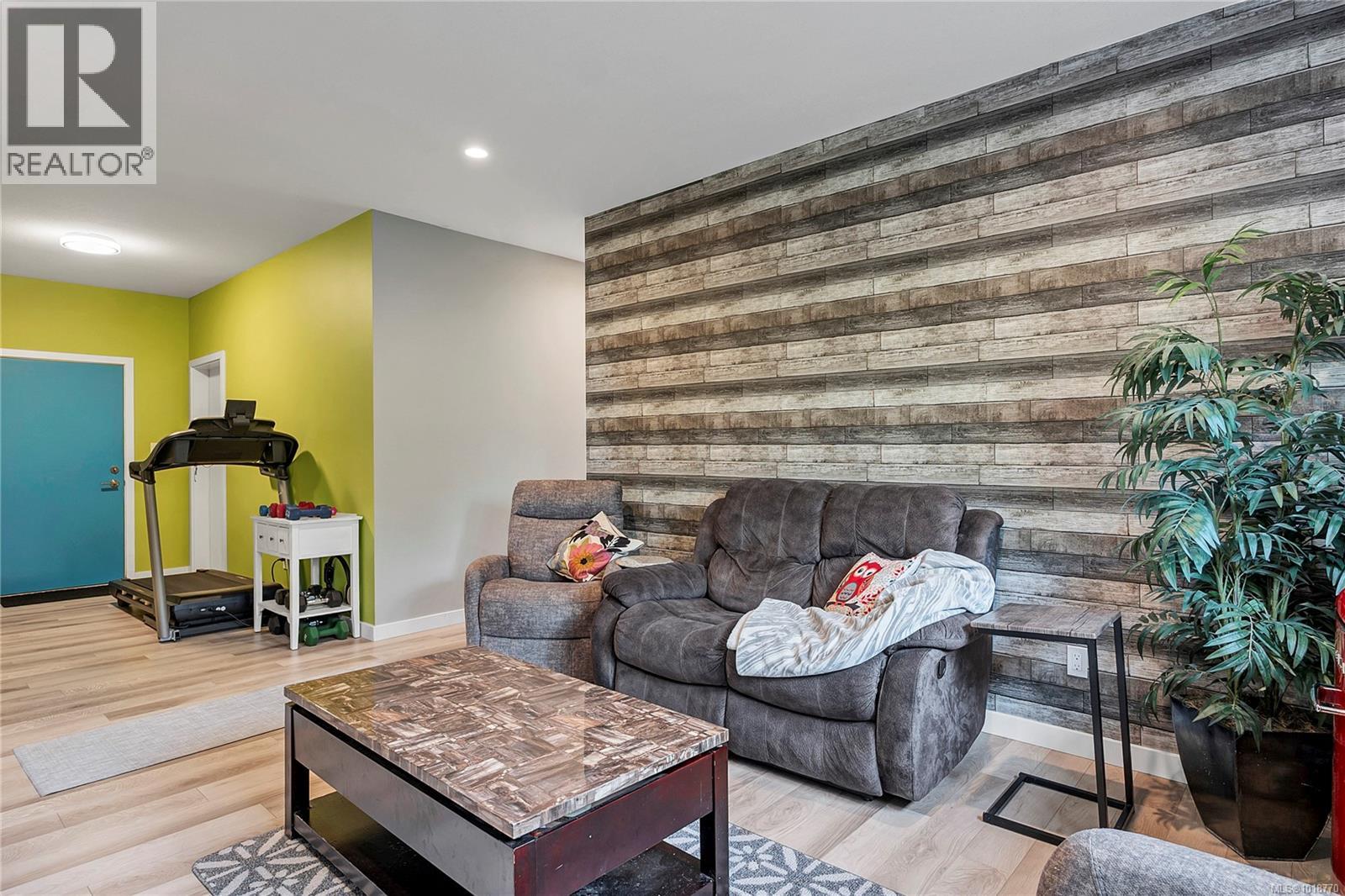 3885 Discovery Dr, Campbell River