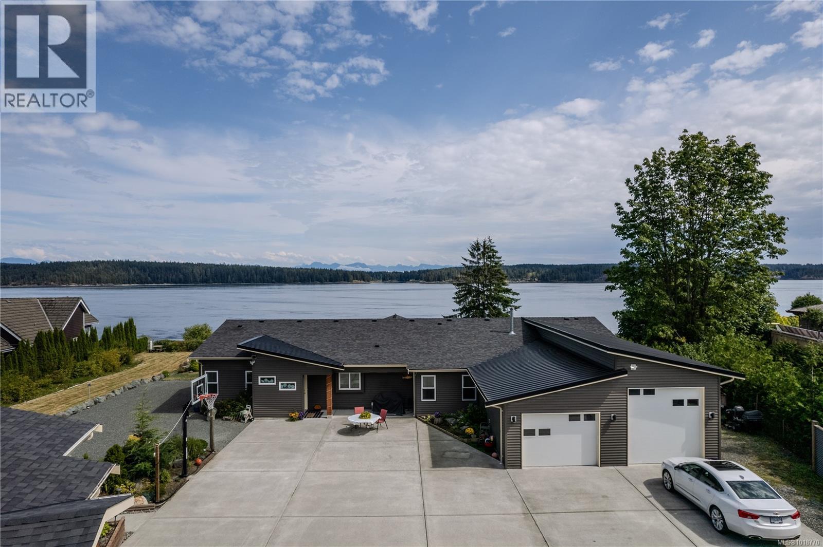 3885 Discovery Dr, Campbell River