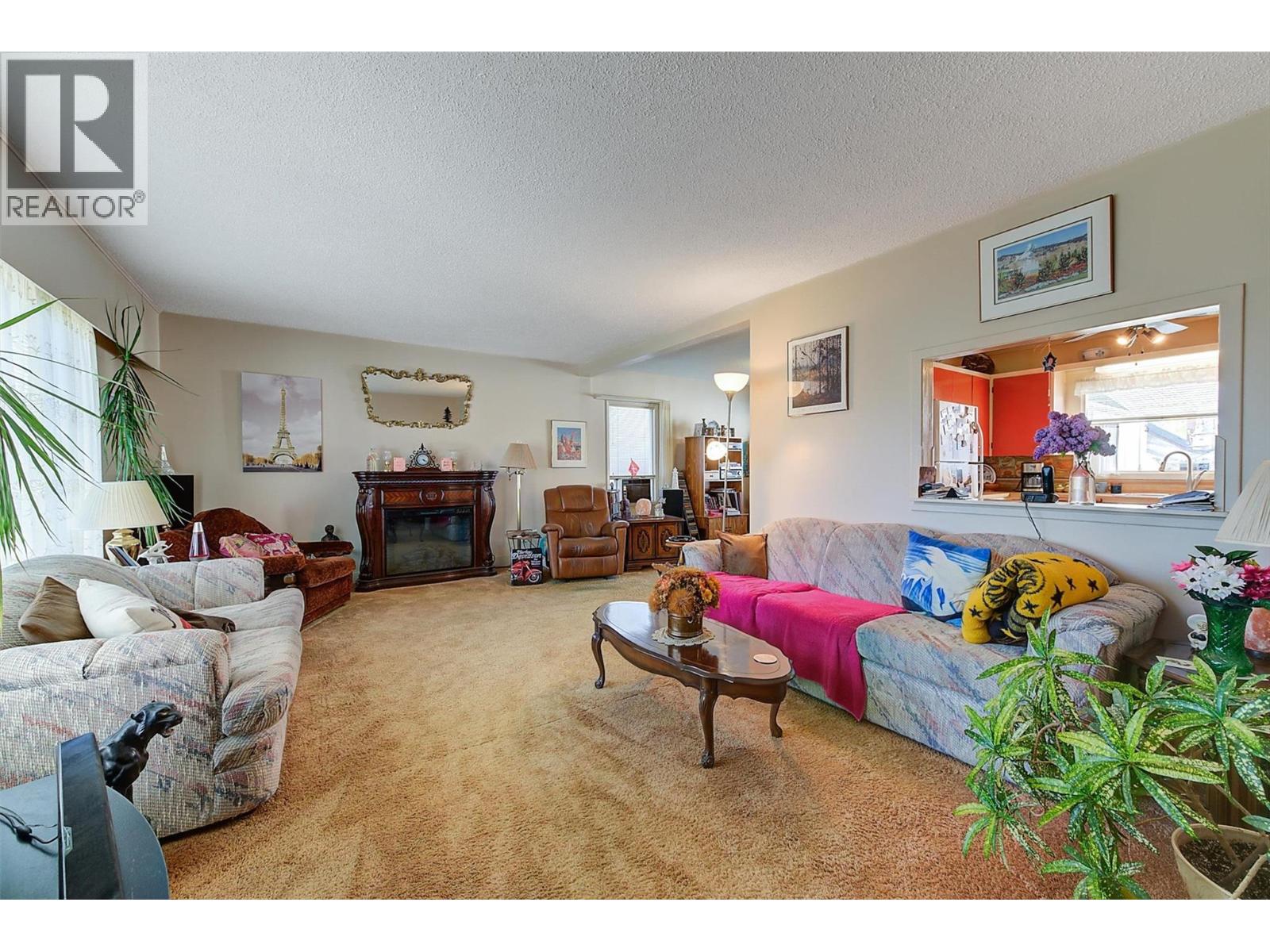  540 Patterson Avenue, Kelowna