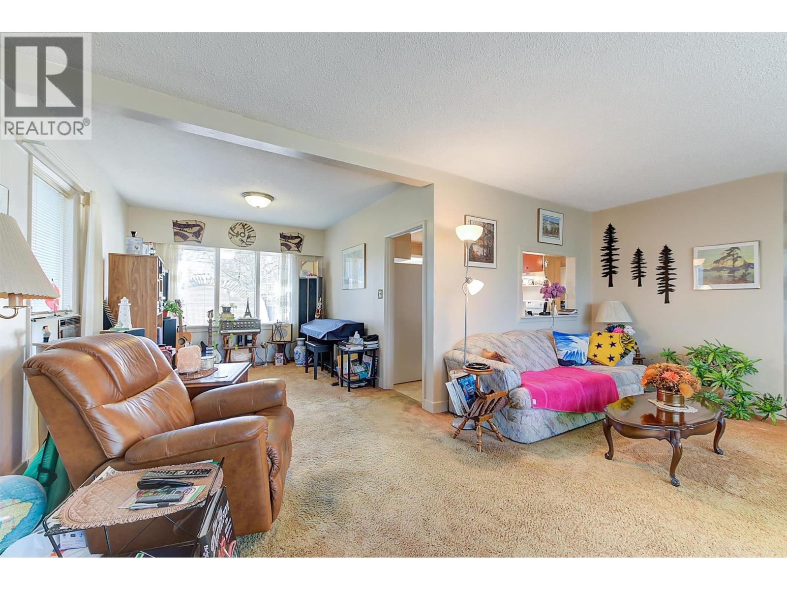  540 Patterson Avenue, Kelowna