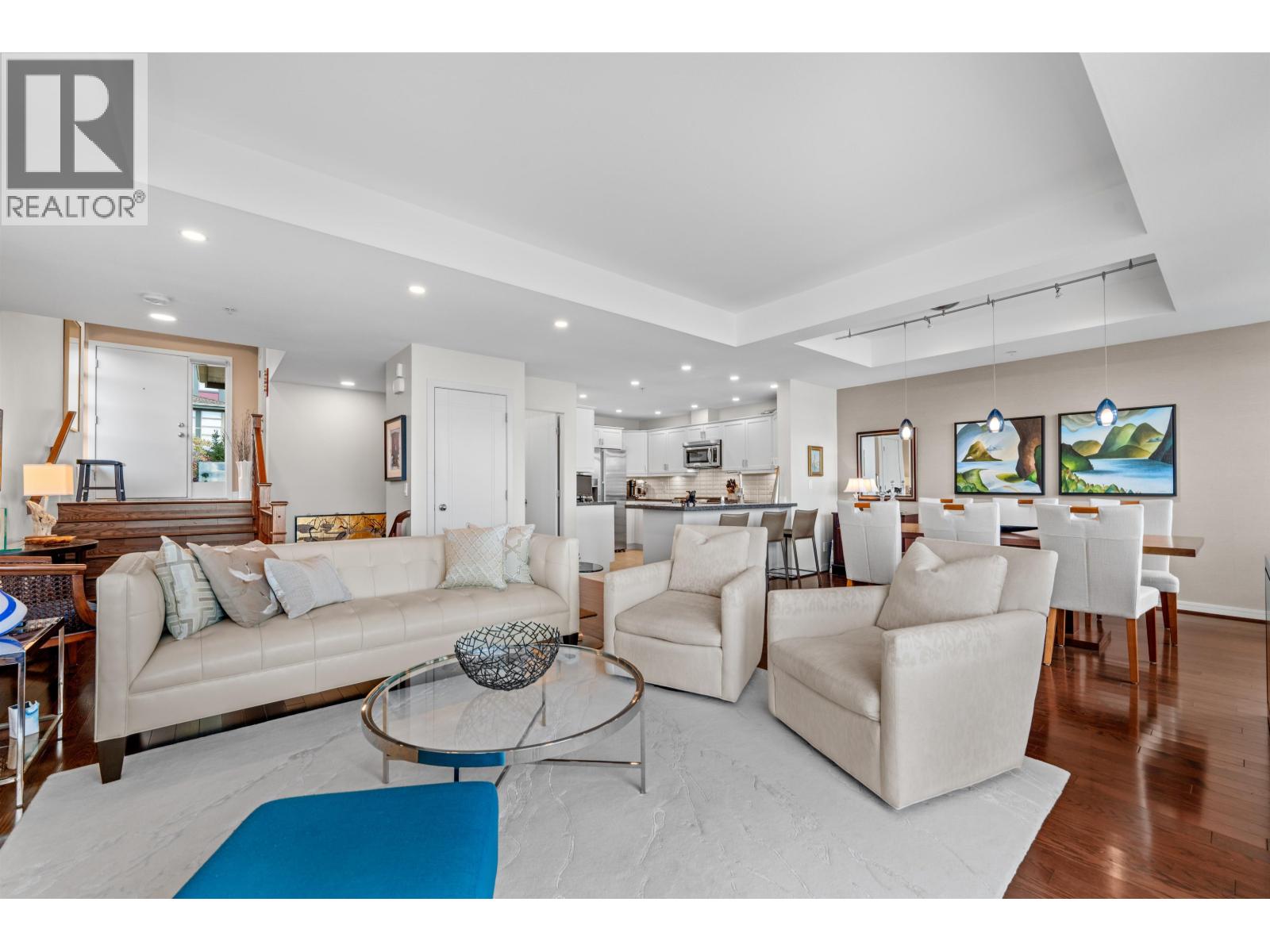 8683 SEASCAPE DRIVE, West Vancouver