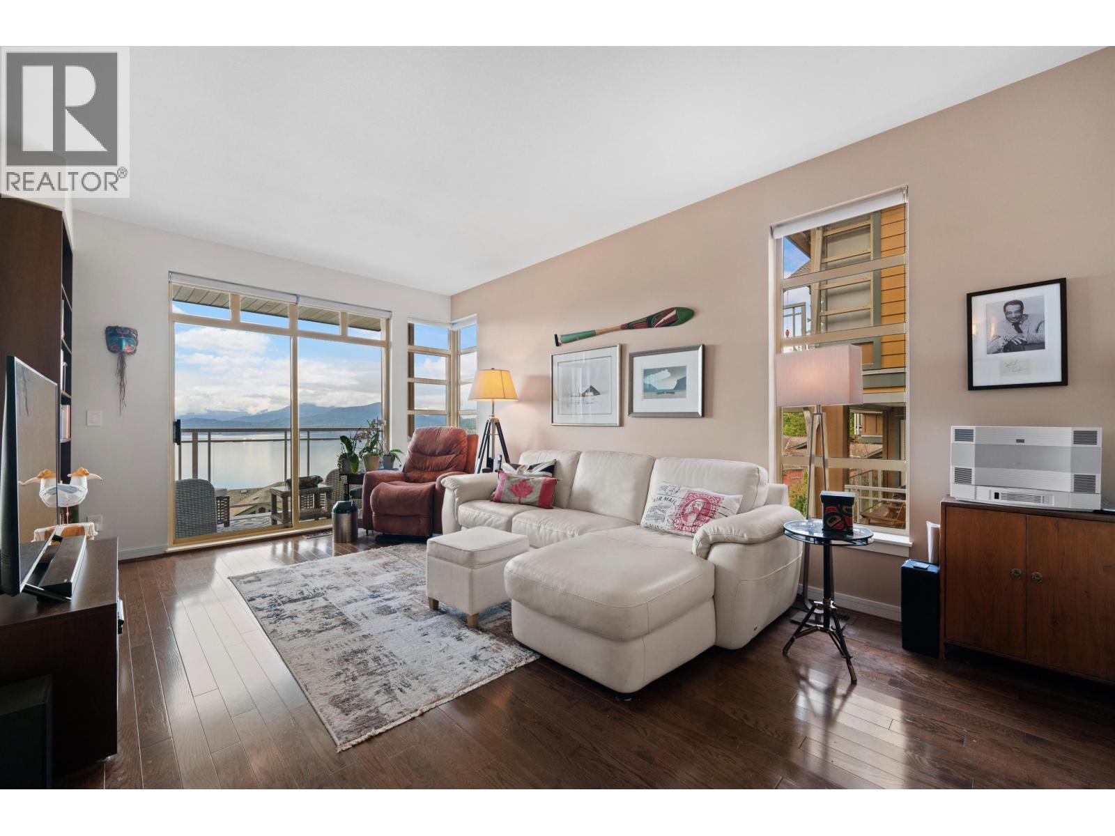 8683 SEASCAPE DRIVE, West Vancouver