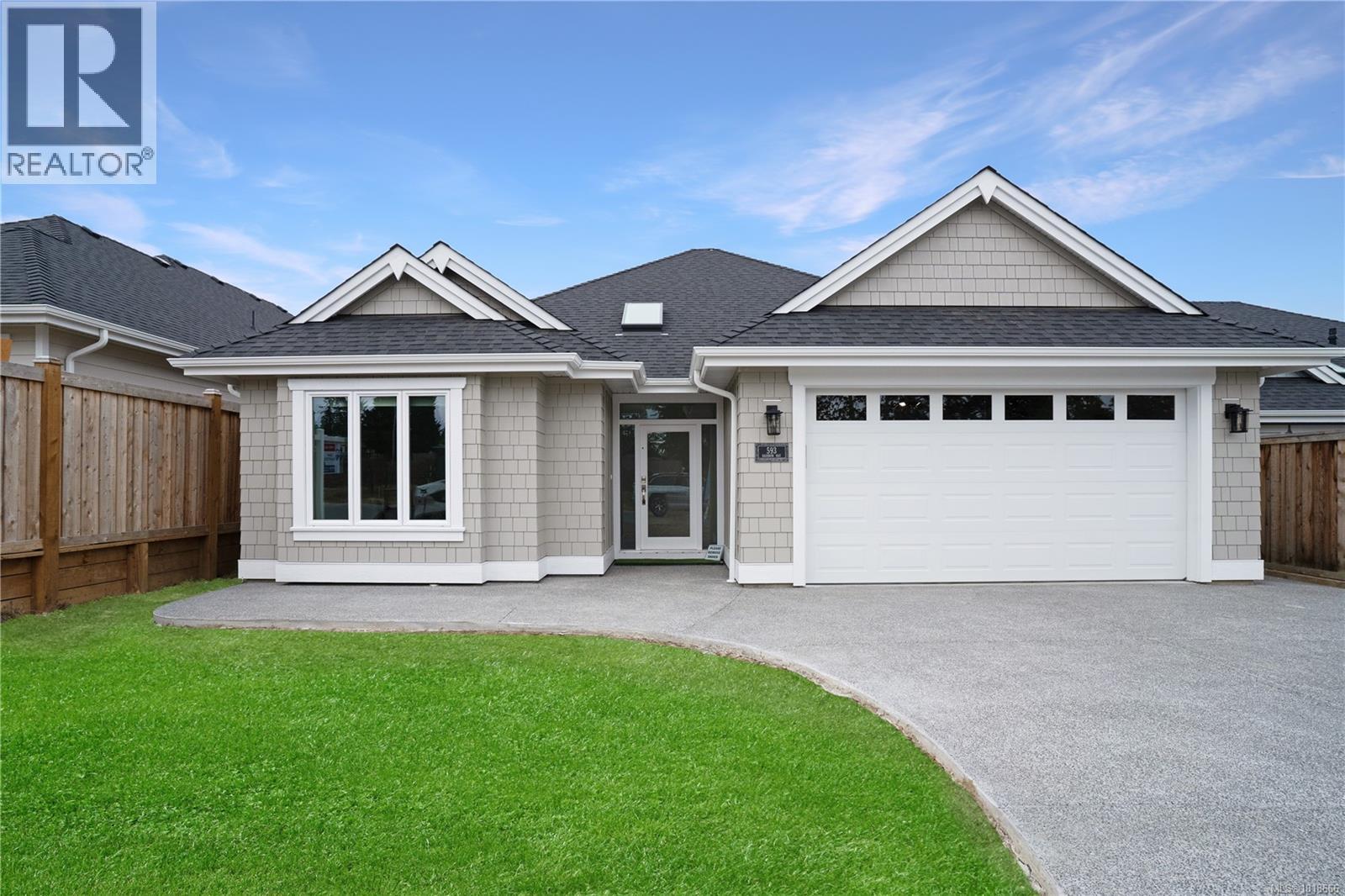 612 Rainbow Way, Parksville