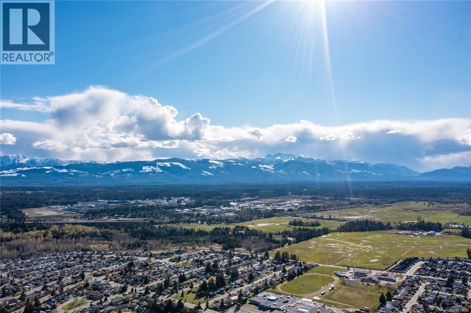 612 Rainbow Way, Parksville