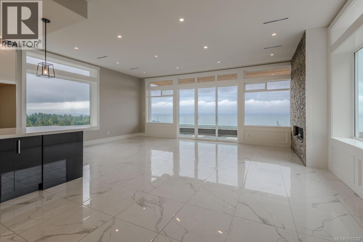 3887 GULFVIEW DR - 28