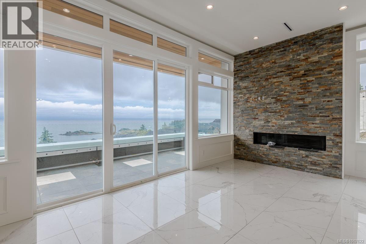 3887 GULFVIEW DR - 29